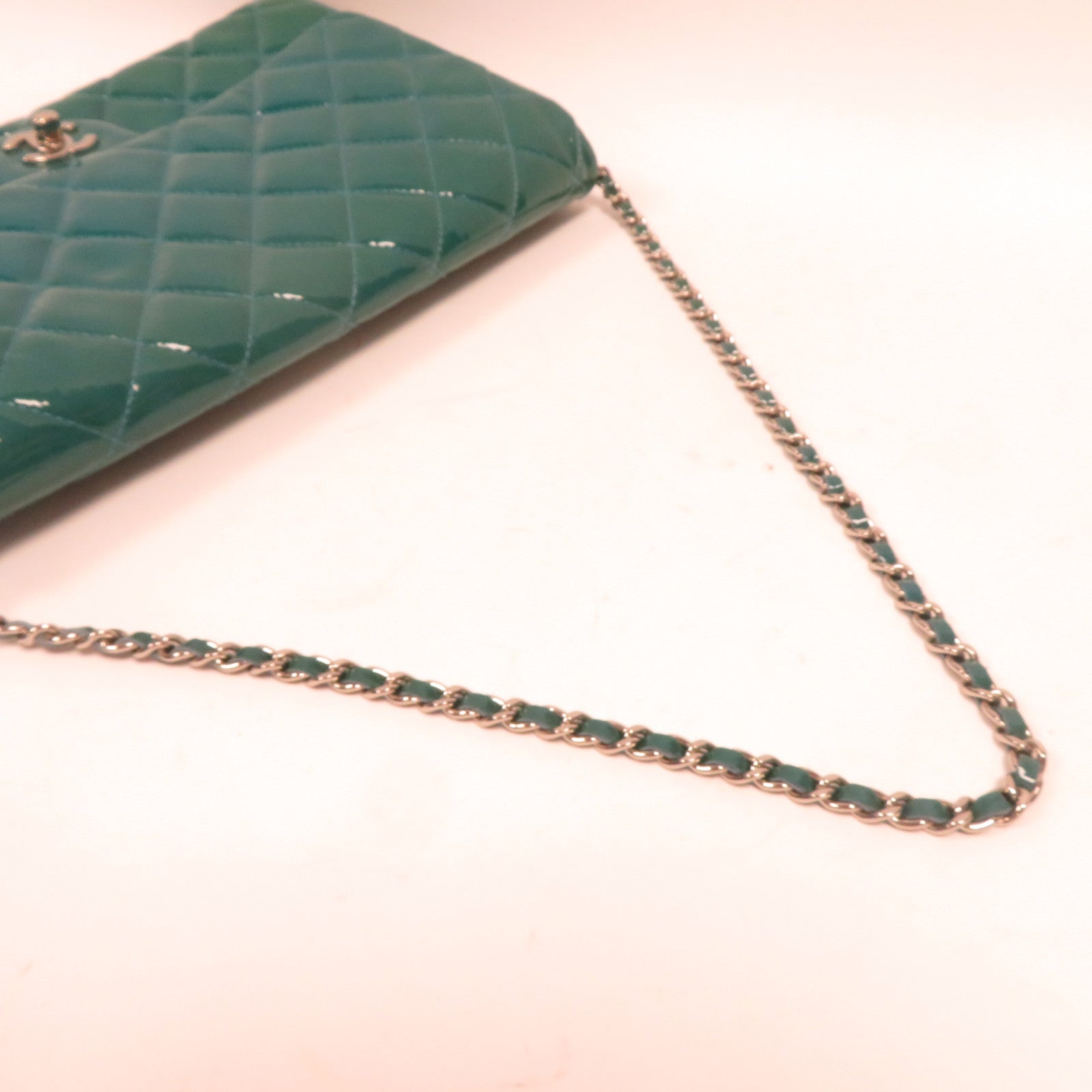 CHANEL 菱格漆皮皮革Chain Shoulder銀扣鏈帶肩背袋綠色