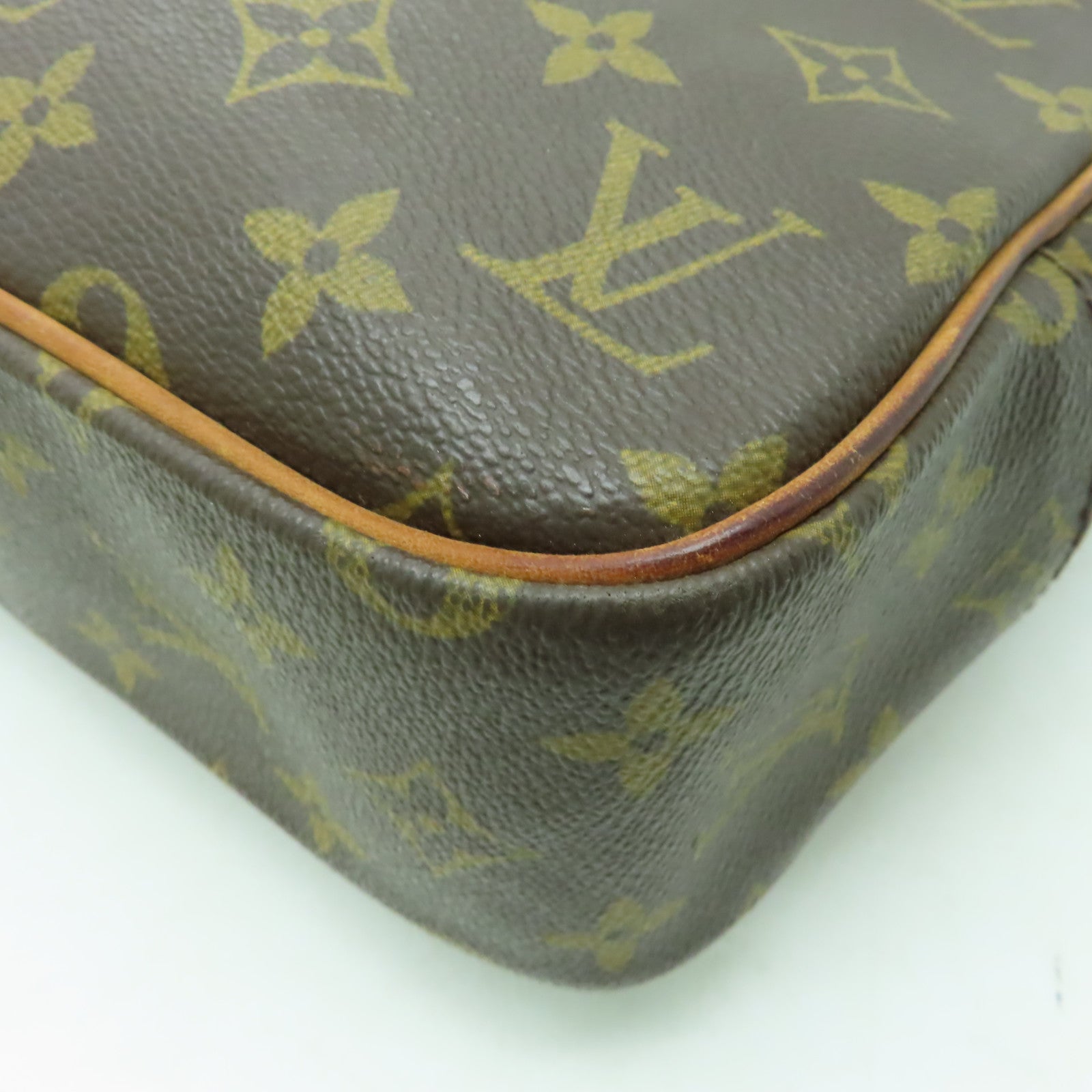 LOUIS VUITTON Monogram Porte-Documents Pega 金扣手挽袋啡色