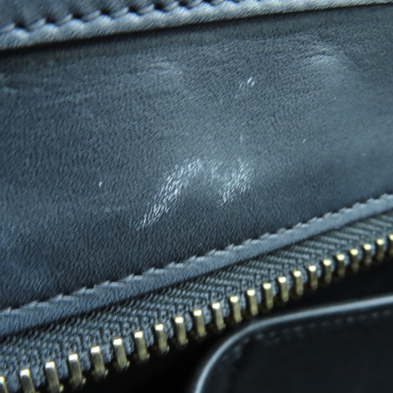CELINE 牛皮皮革Micro Luggage金扣手挽袋黑色/白色/棕色