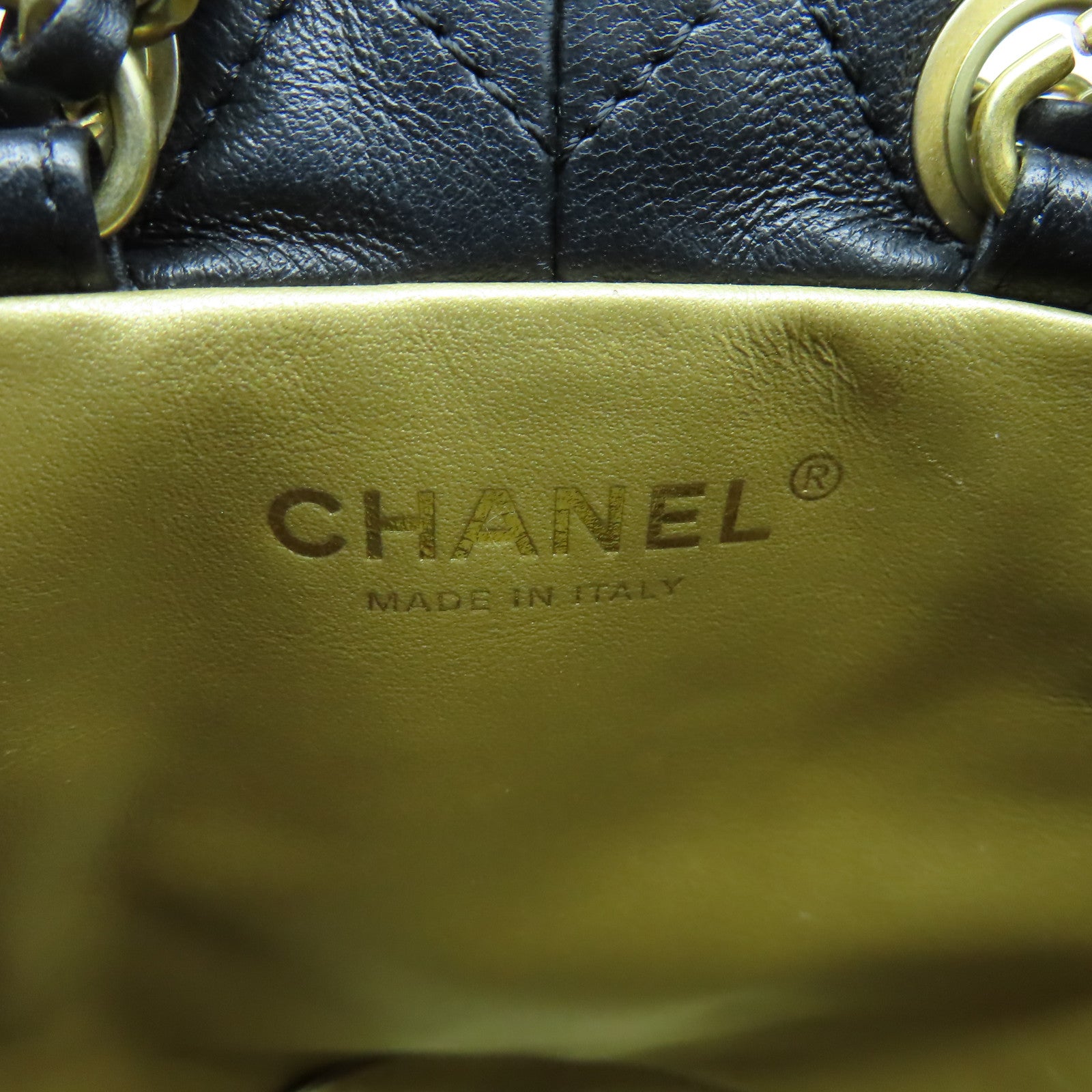 CHANEL 菱格羊皮皮革Bucket Bag金扣鏈帶肩背袋黑色