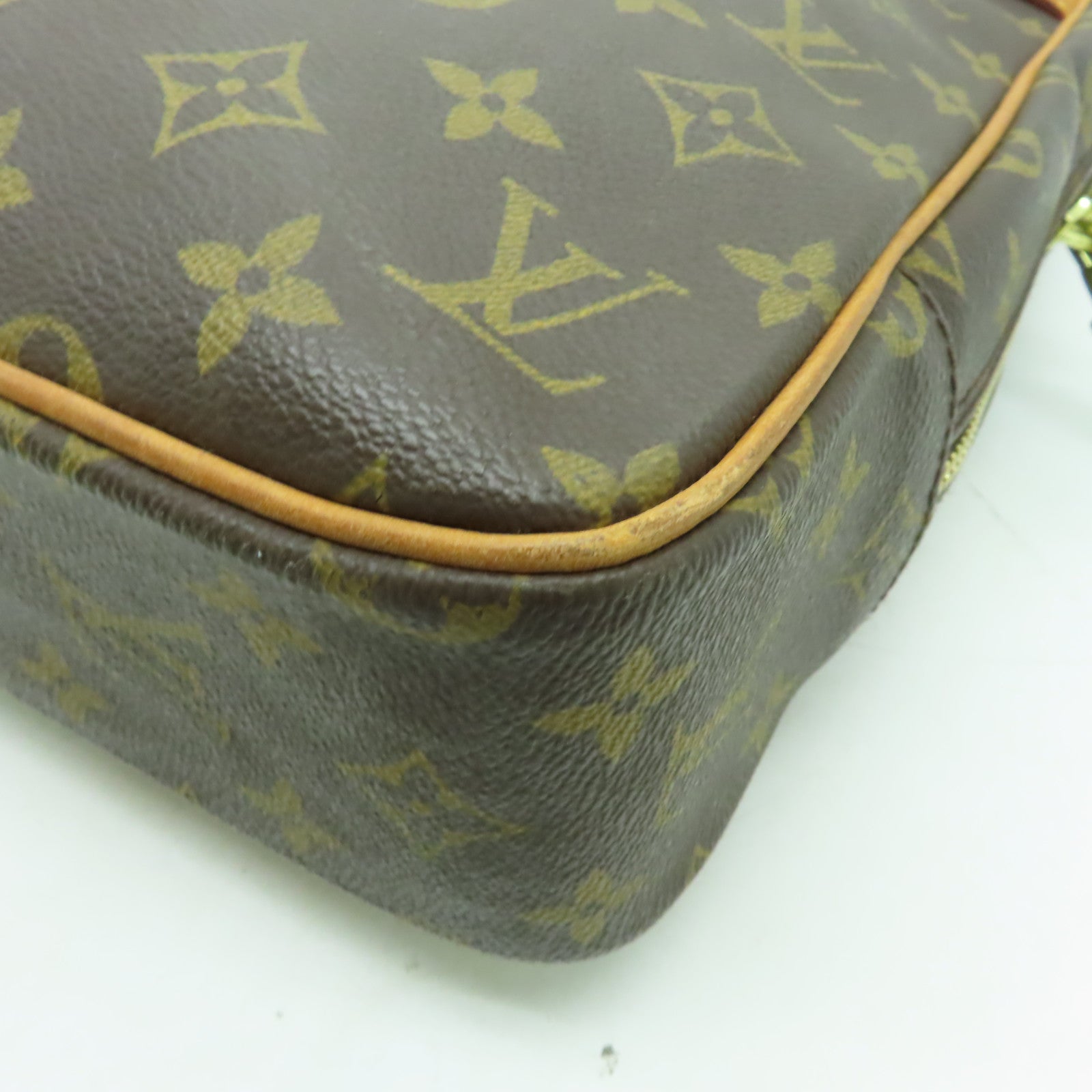 LOUIS VUITTON Monogram Porte-Documents Pega 金扣手挽袋啡色