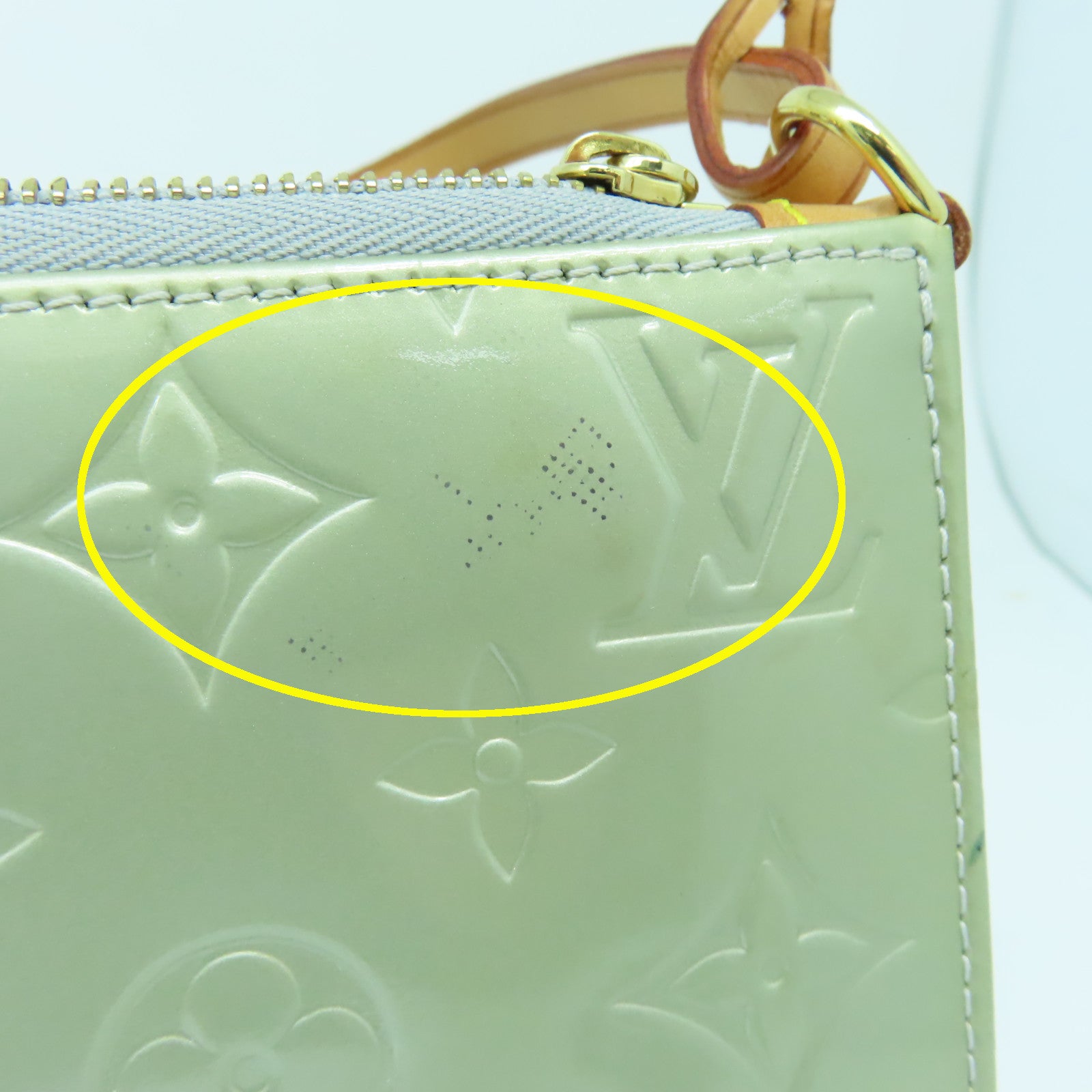 LOUIS VUITTON Vernis Lexington Pochette金扣手挽袋銀色
