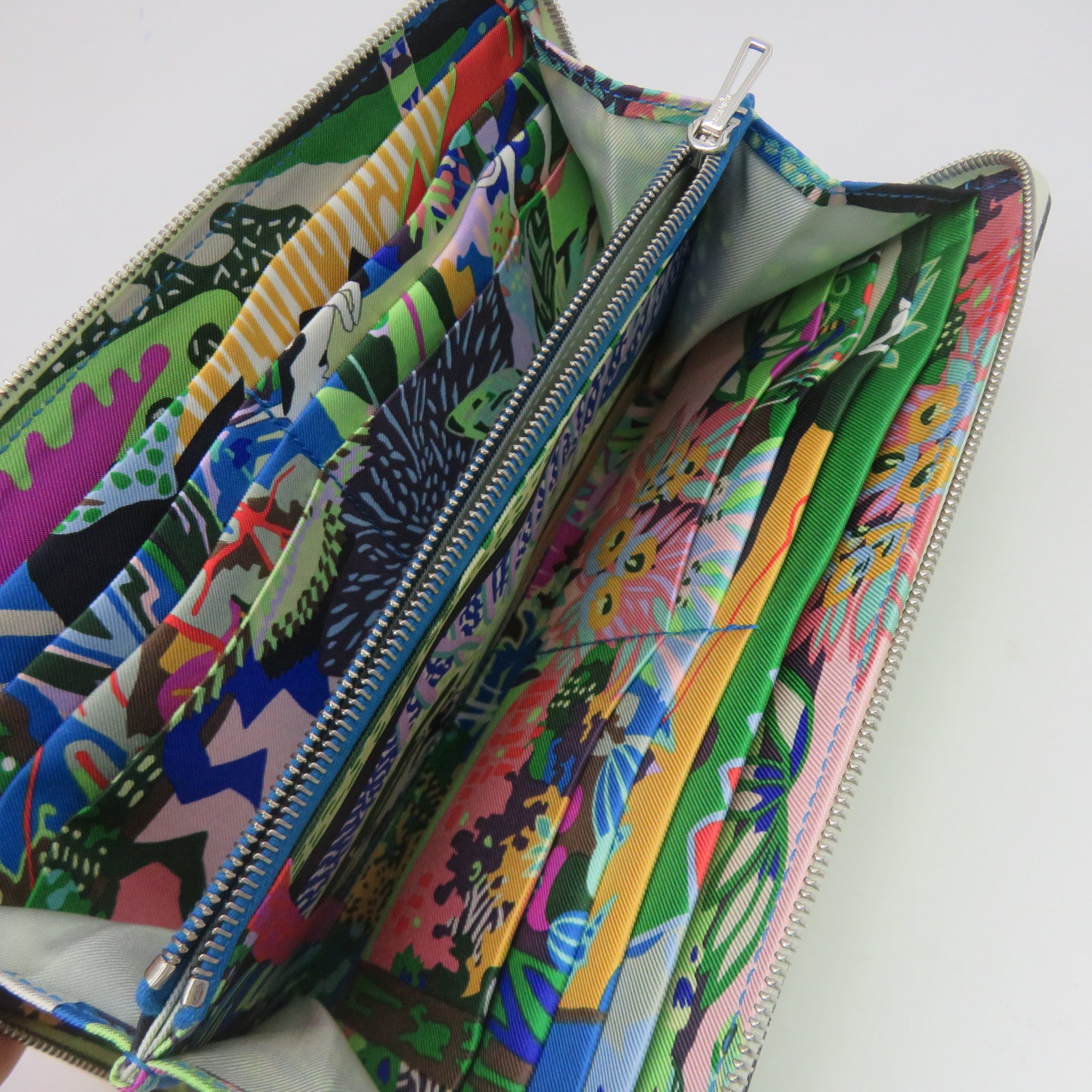HERMES Epsom皮革Silk-In Long wallet银扣拉链长钱包Vert Fizz浅绿色