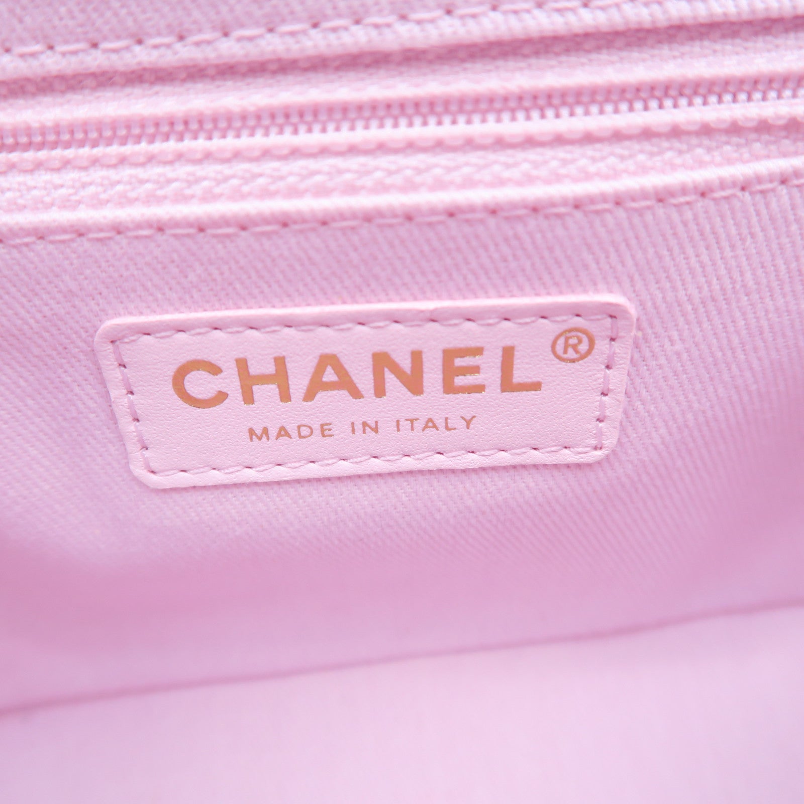 CHANEL 菱格牛皮皮革Chain Shoulder金扣鏈帶肩背袋粉紅色