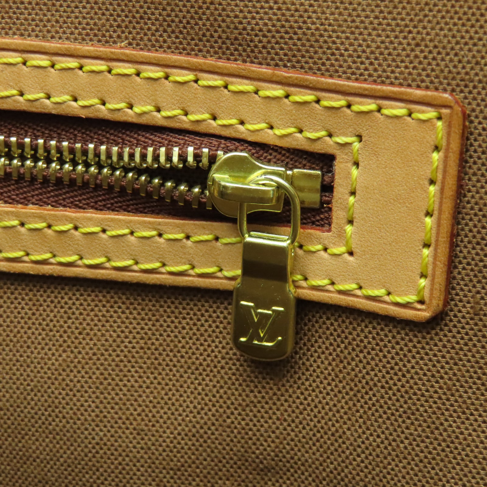 LOUIS VUITTON Monogram Porte-Documents Pega 金扣手挽袋啡色