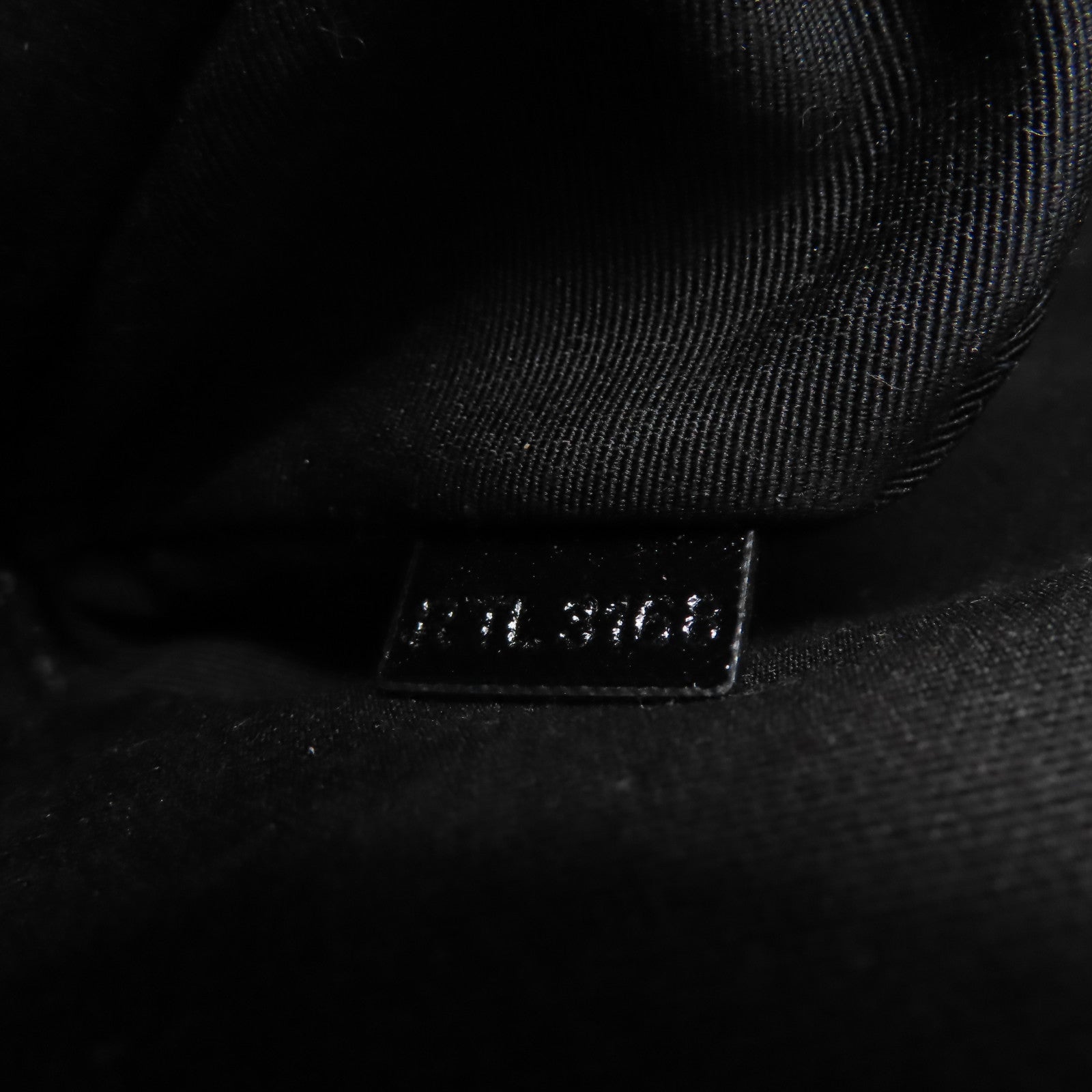 MARC JACOBS 牛皮皮革2 Way Shoulder金扣手挽肩背兩用袋黑色