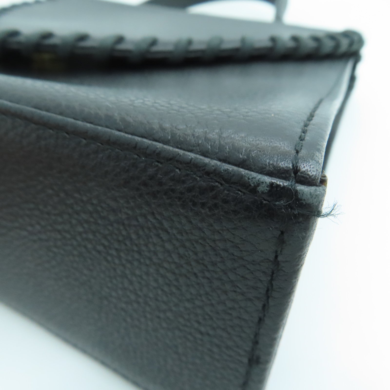 YVES SAINT LAURENT 牛皮皮革Handbag手挽袋黑色
