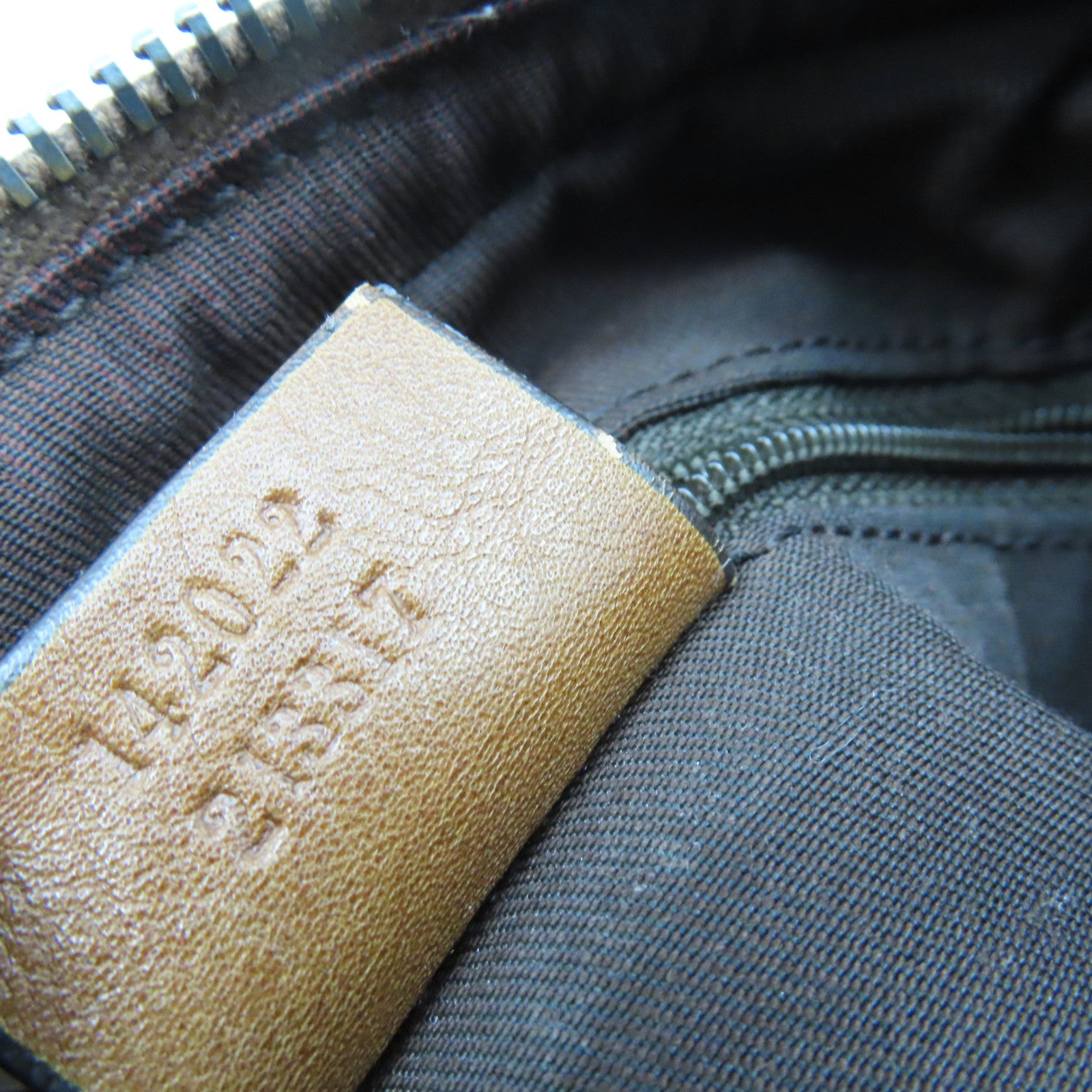 GUCCI GG帆布Vintage Shoulder Bag肩背袋啡色