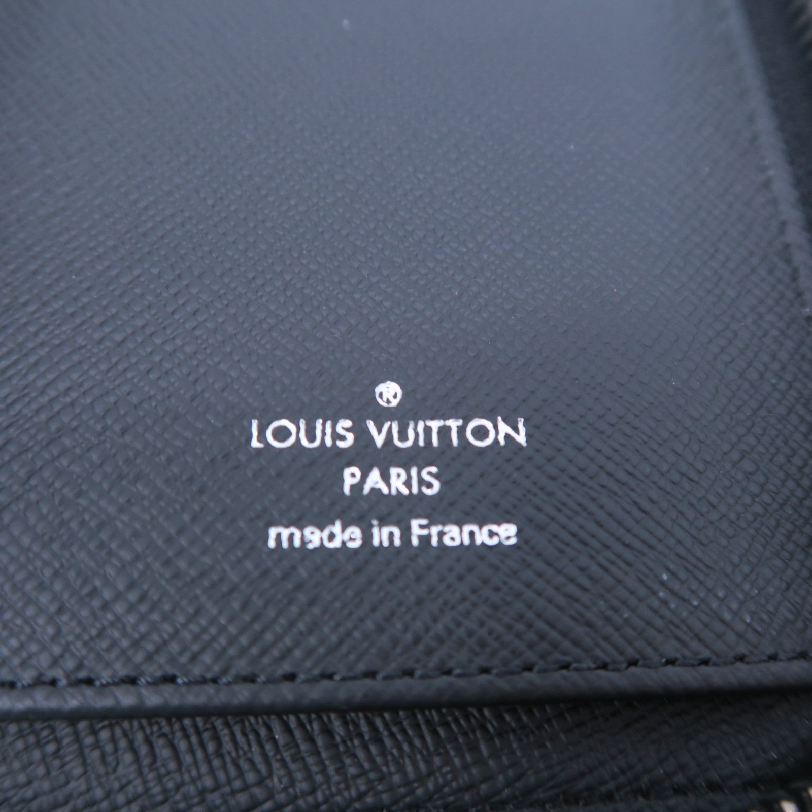 LOUIS VUITTON Monogram Eclipse Zippy Vertical Wallet銀扣長錢包黑色