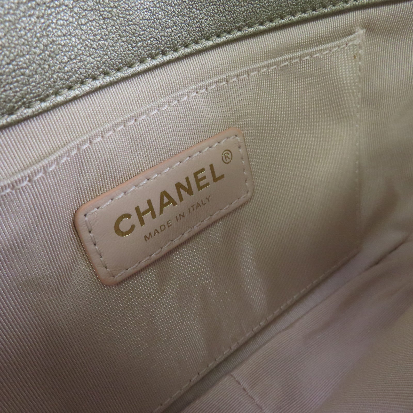 CHANEL 菱格牛皮皮革Camellia Flower Bag金扣鏈帶肩背袋灰色/金色