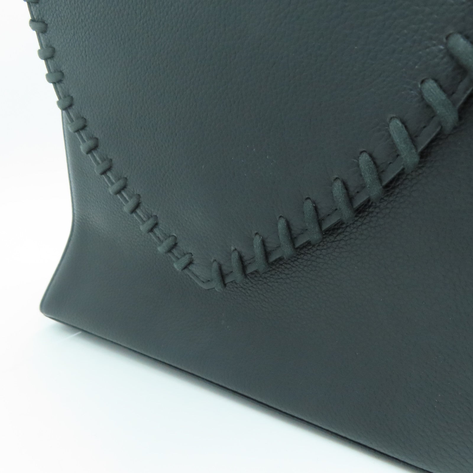 YVES SAINT LAURENT 牛皮皮革Handbag手挽袋黑色