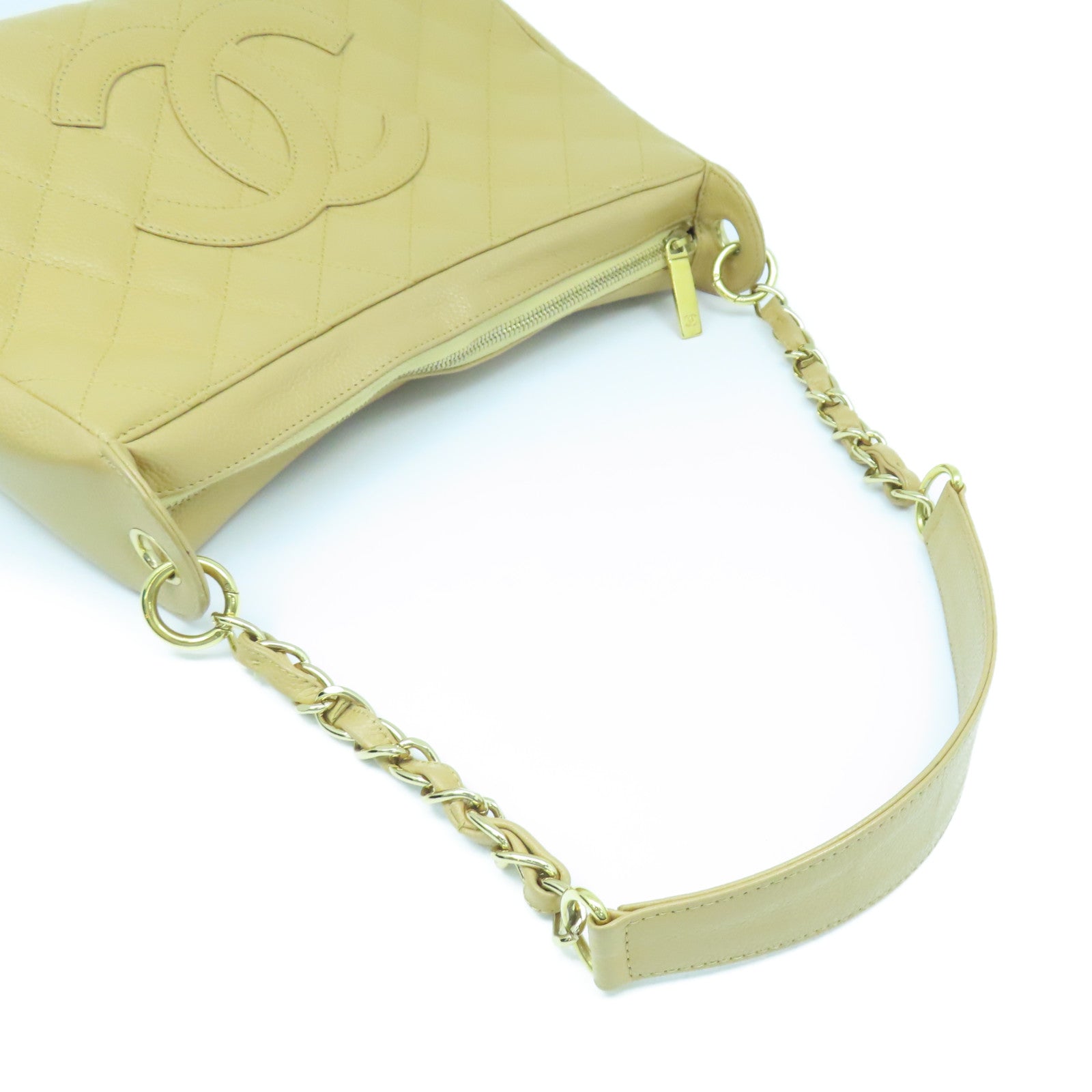 CHANEL 菱格Caviar皮革Timeless CC金扣鏈帶肩背袋米色