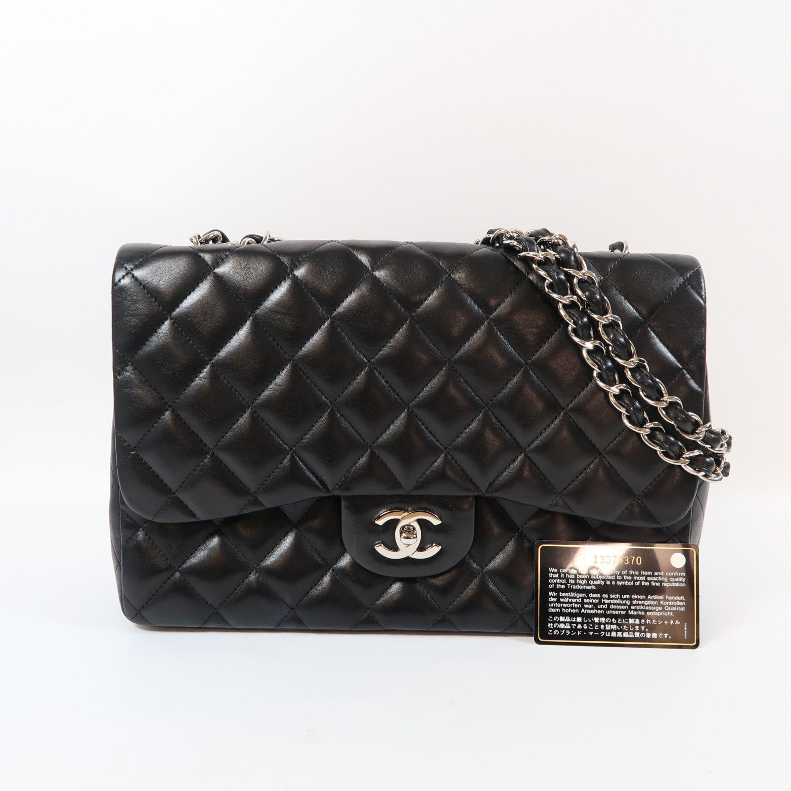 CHANEL 菱格羊皮皮革Classic Flap Jumbo銀扣鏈帶肩背袋黑色