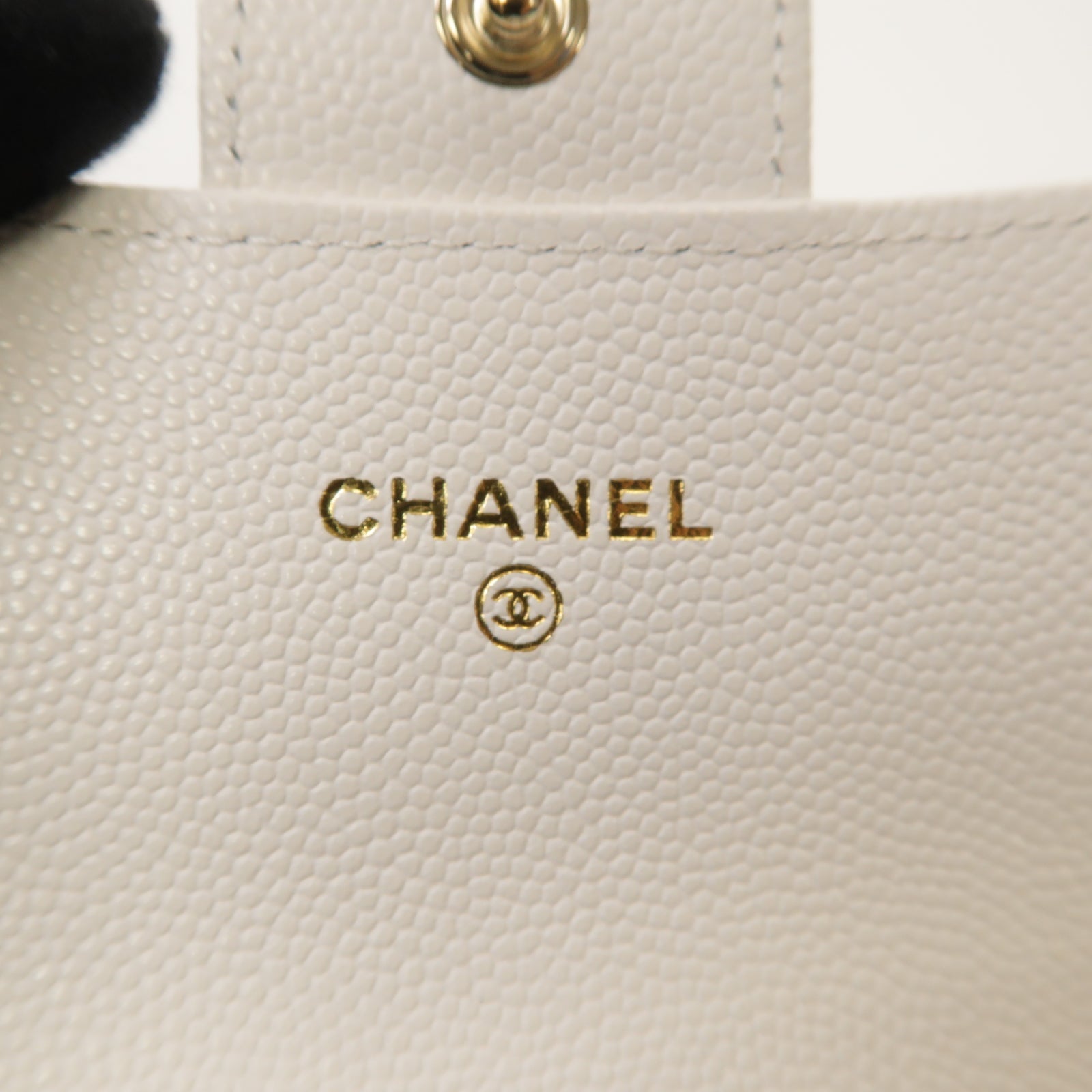 CHANEL 菱格Caviar皮革Card Case金扣卡片套白色