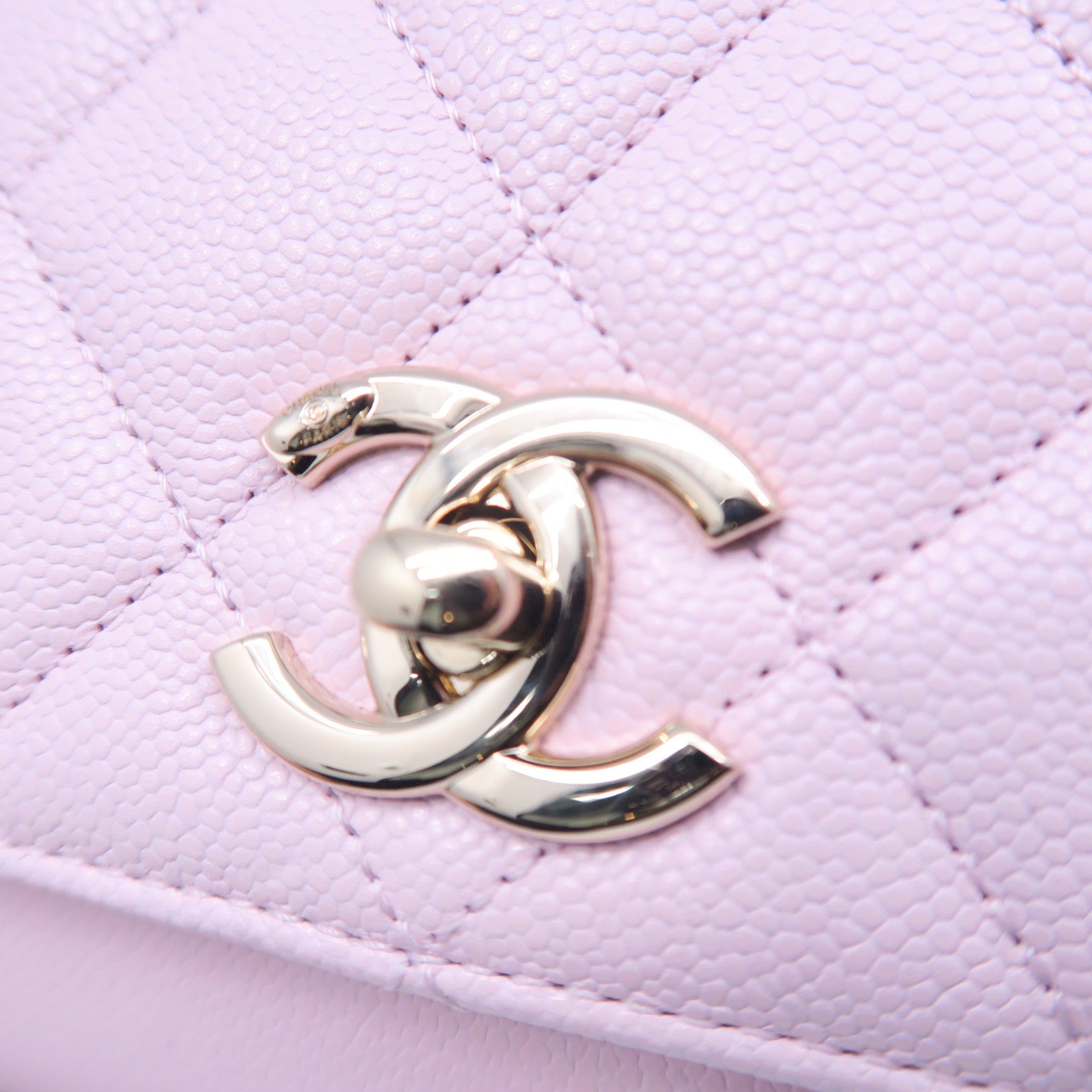 CHANEL 菱格牛皮皮革Chain Shoulder金扣鏈帶肩背袋粉紅色