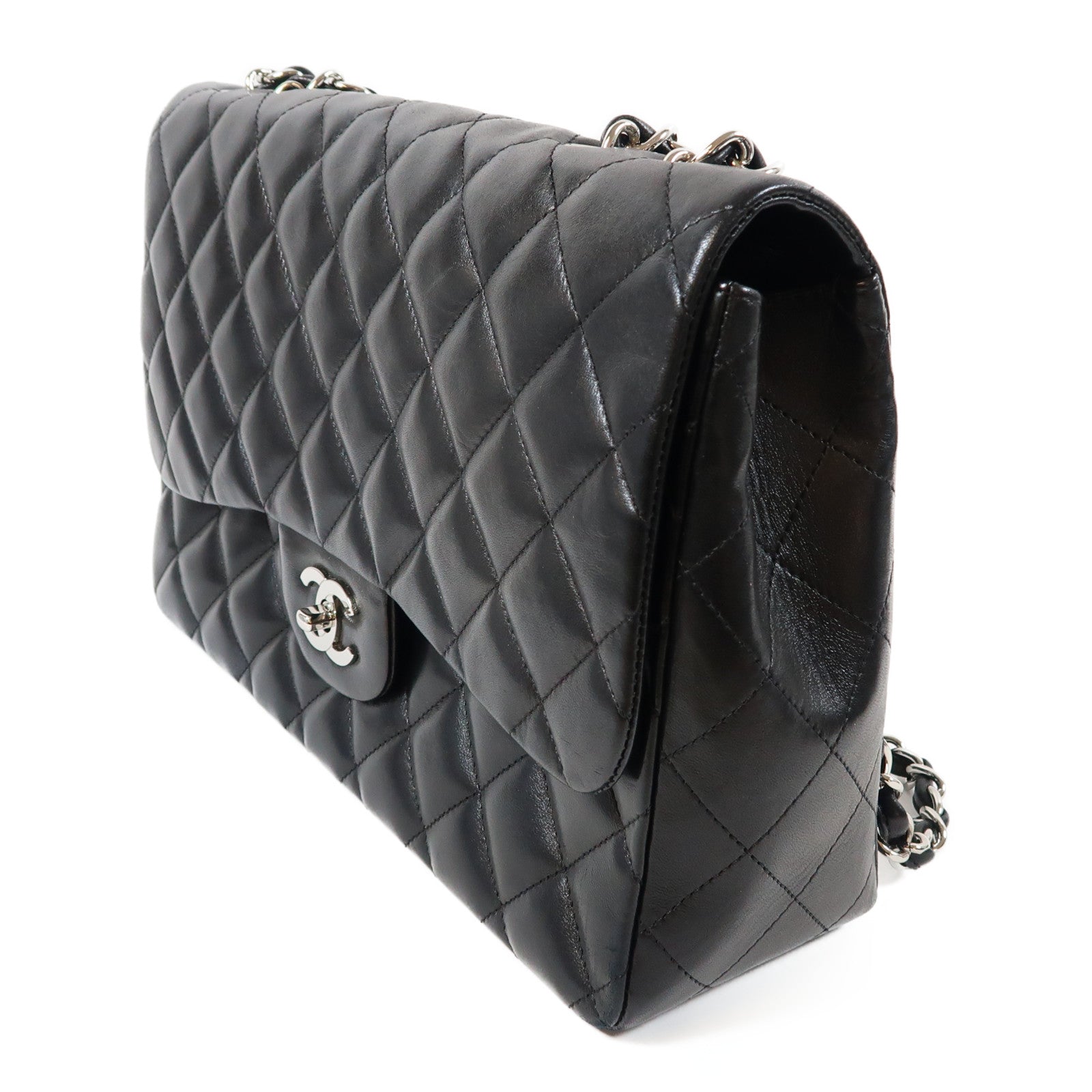 CHANEL 菱格羊皮皮革Classic Flap Jumbo銀扣鏈帶肩背袋黑色