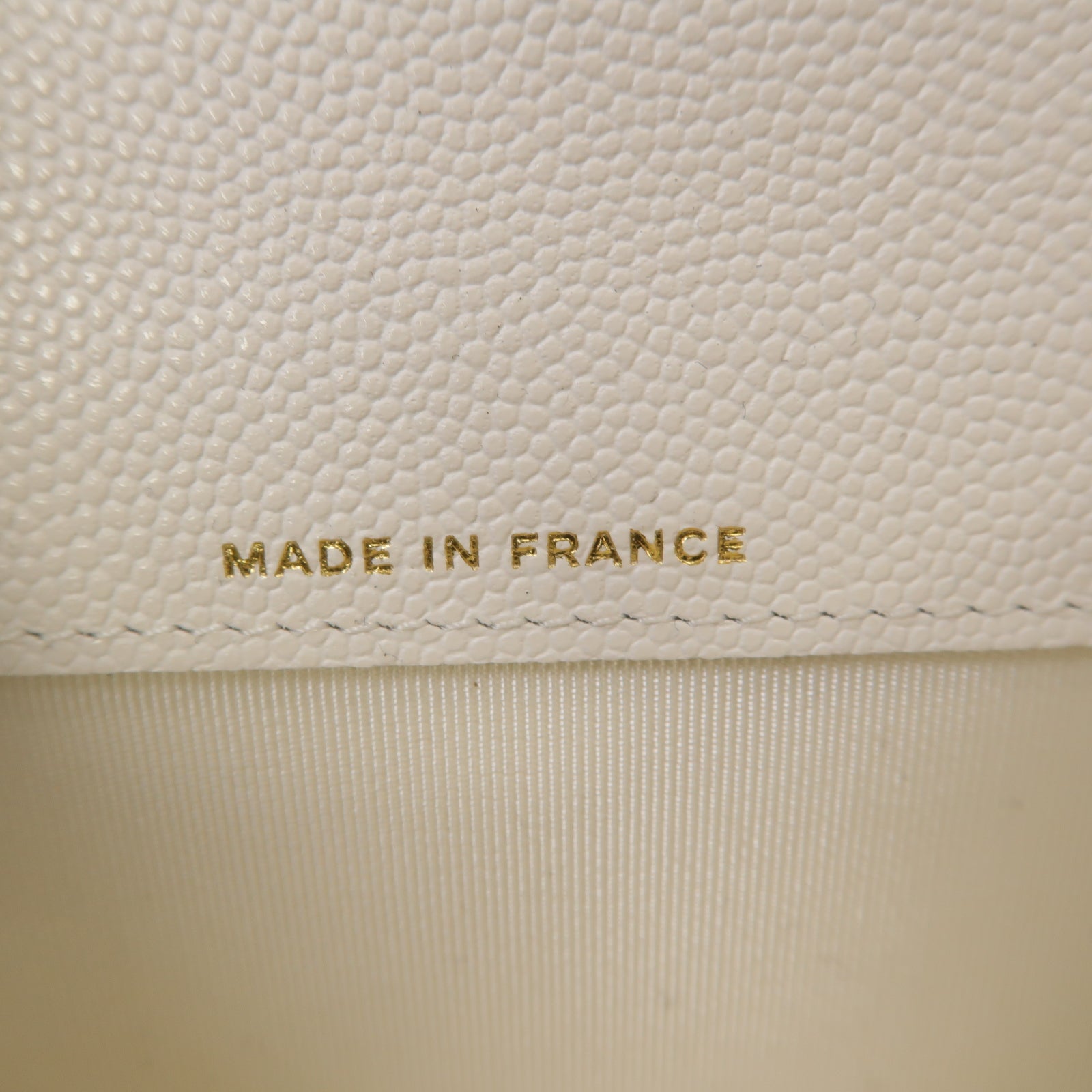 CHANEL 菱格Caviar皮革Card Case金扣卡片套白色