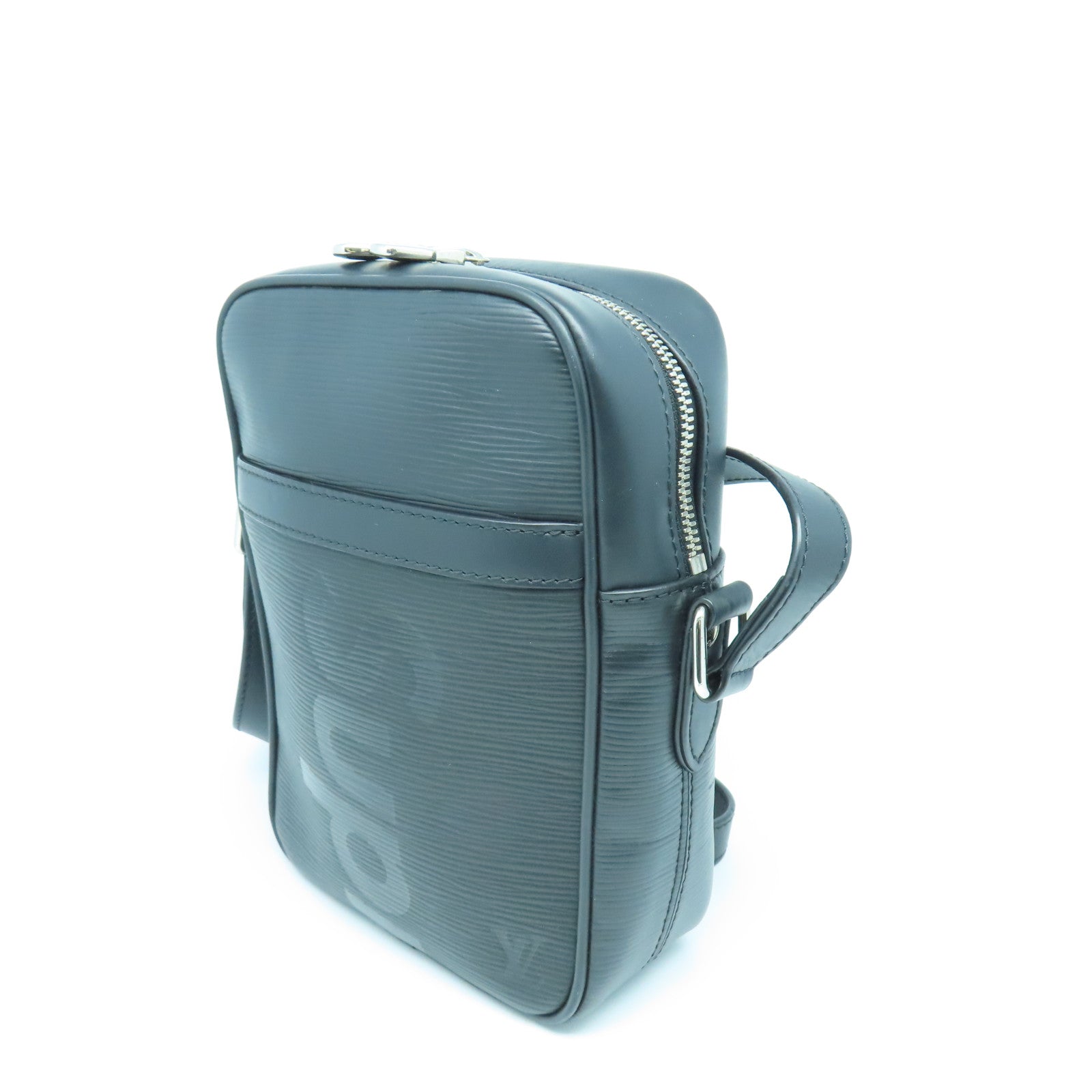 LOUIS VUITTON Epi Danube Supreme銀扣肩背袋黑色
