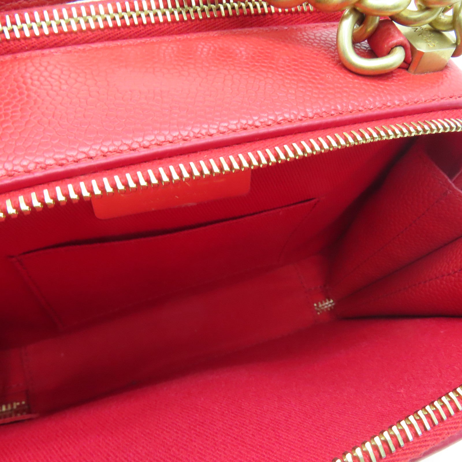 CHANEL Lingge Caviar Leather Affinity Camera Case Gold Buckle Chain Handle Shoulder Back Dual-purpose Bag Red