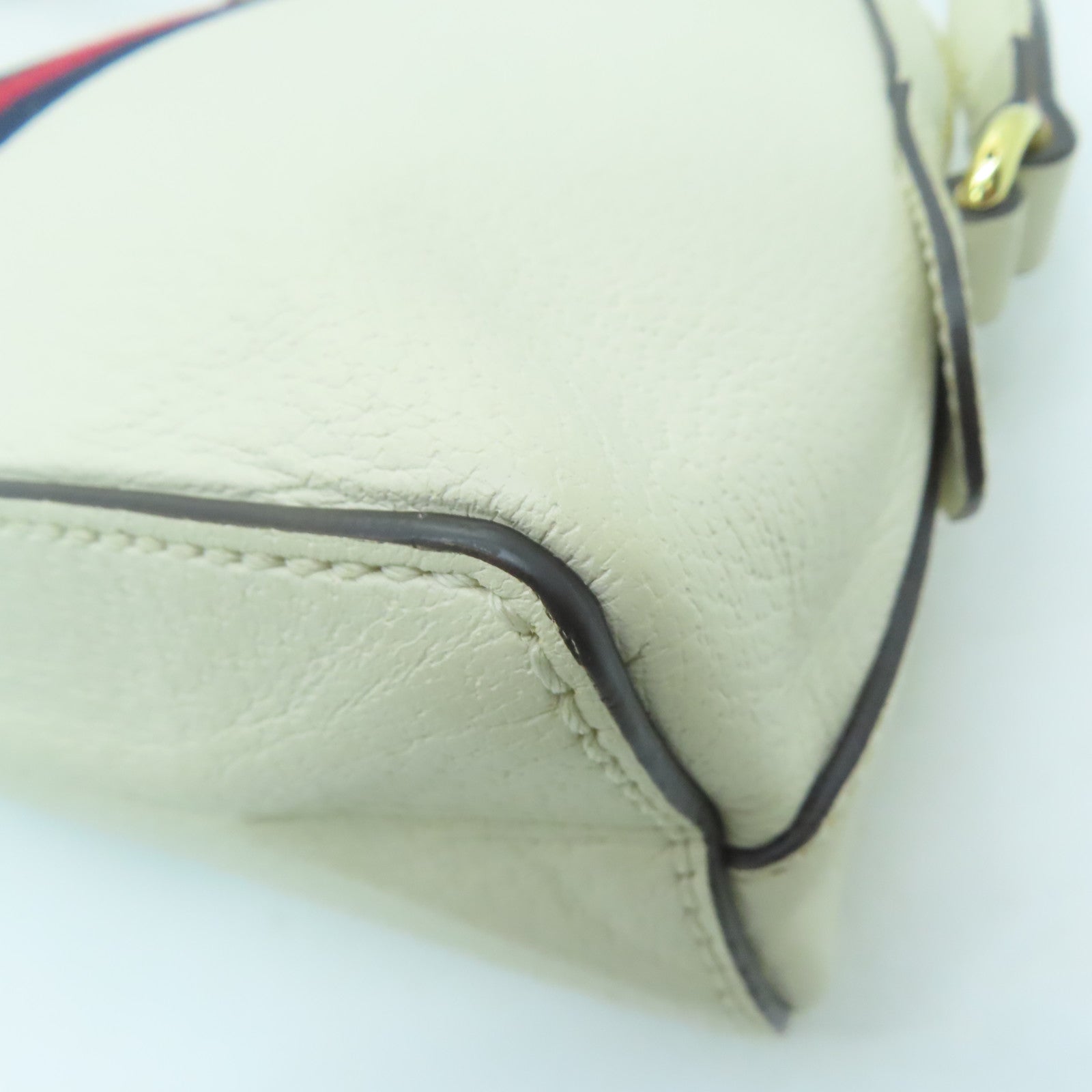 GUCCI 牛皮皮革Ophidia金扣肩背袋白色