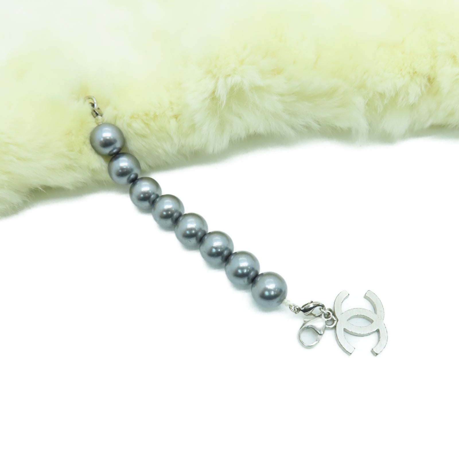 CHANEL 兔毛Scarf围巾白色