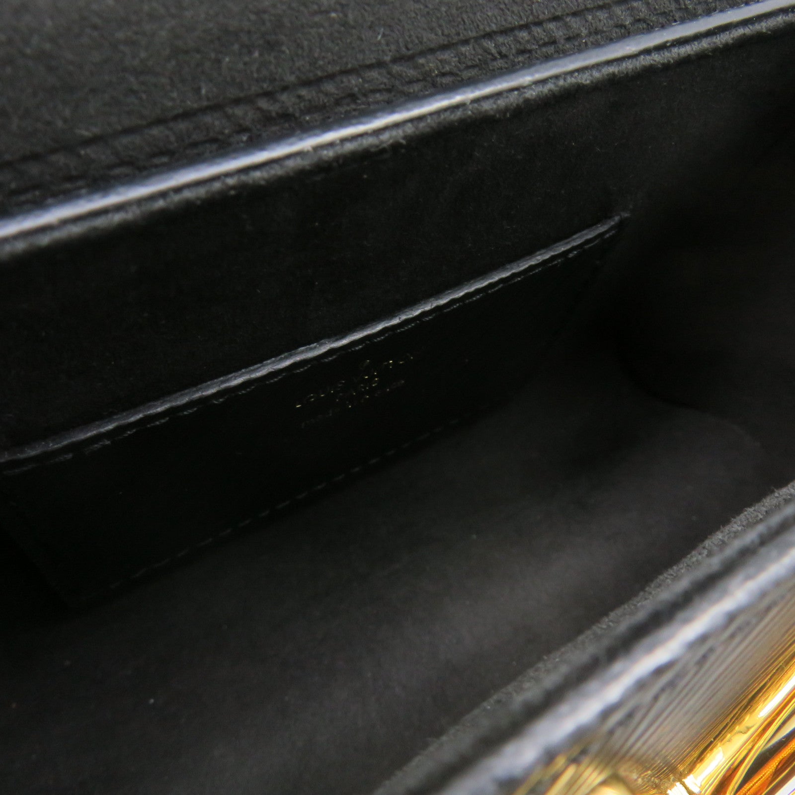 LOUIS VUITTON Epi Twist PM Gold Buckle Shoulder Bag Black