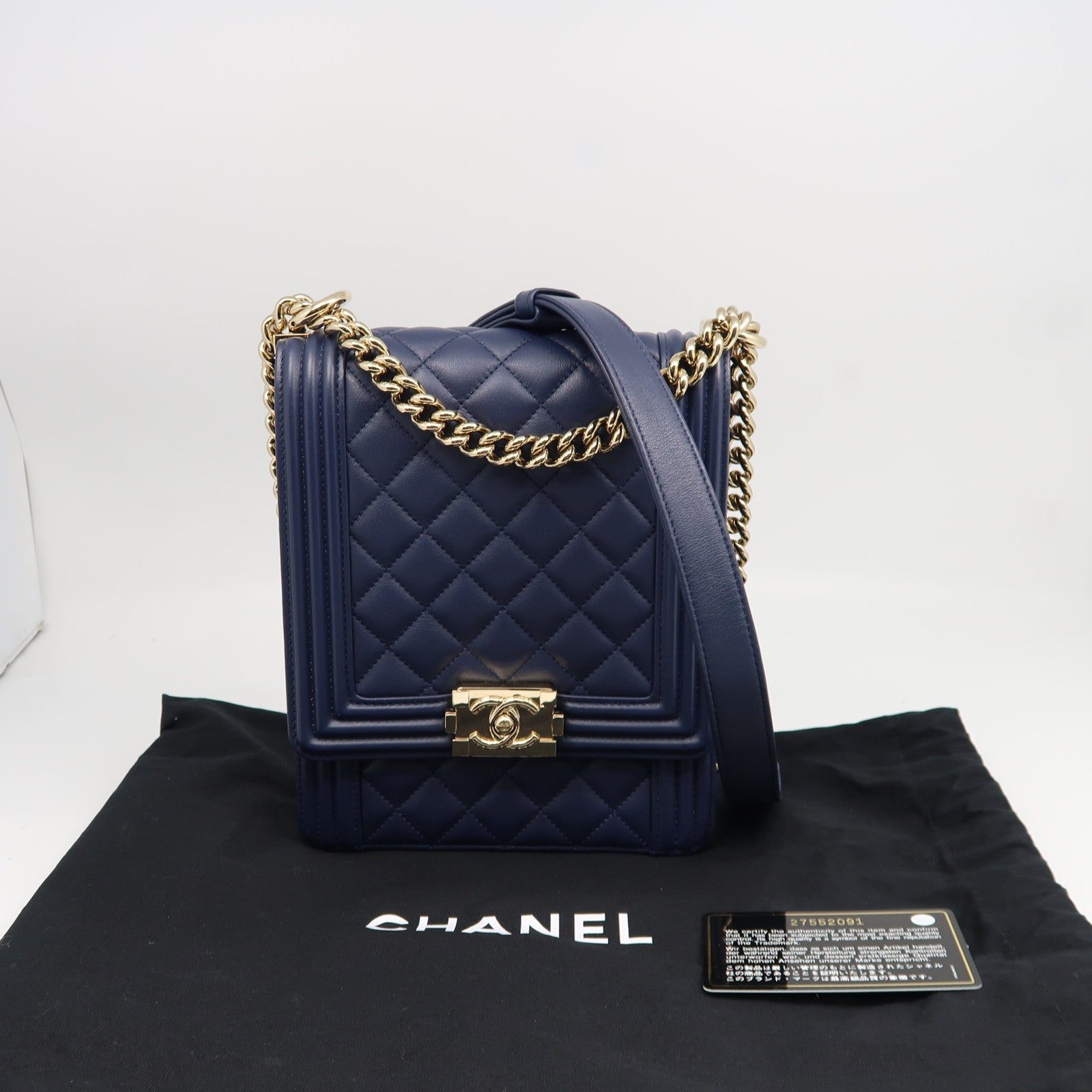 CHANEL 菱格牛皮皮革Boy North South Chain Shoulder Bag金扣鏈帶肩背袋藍色