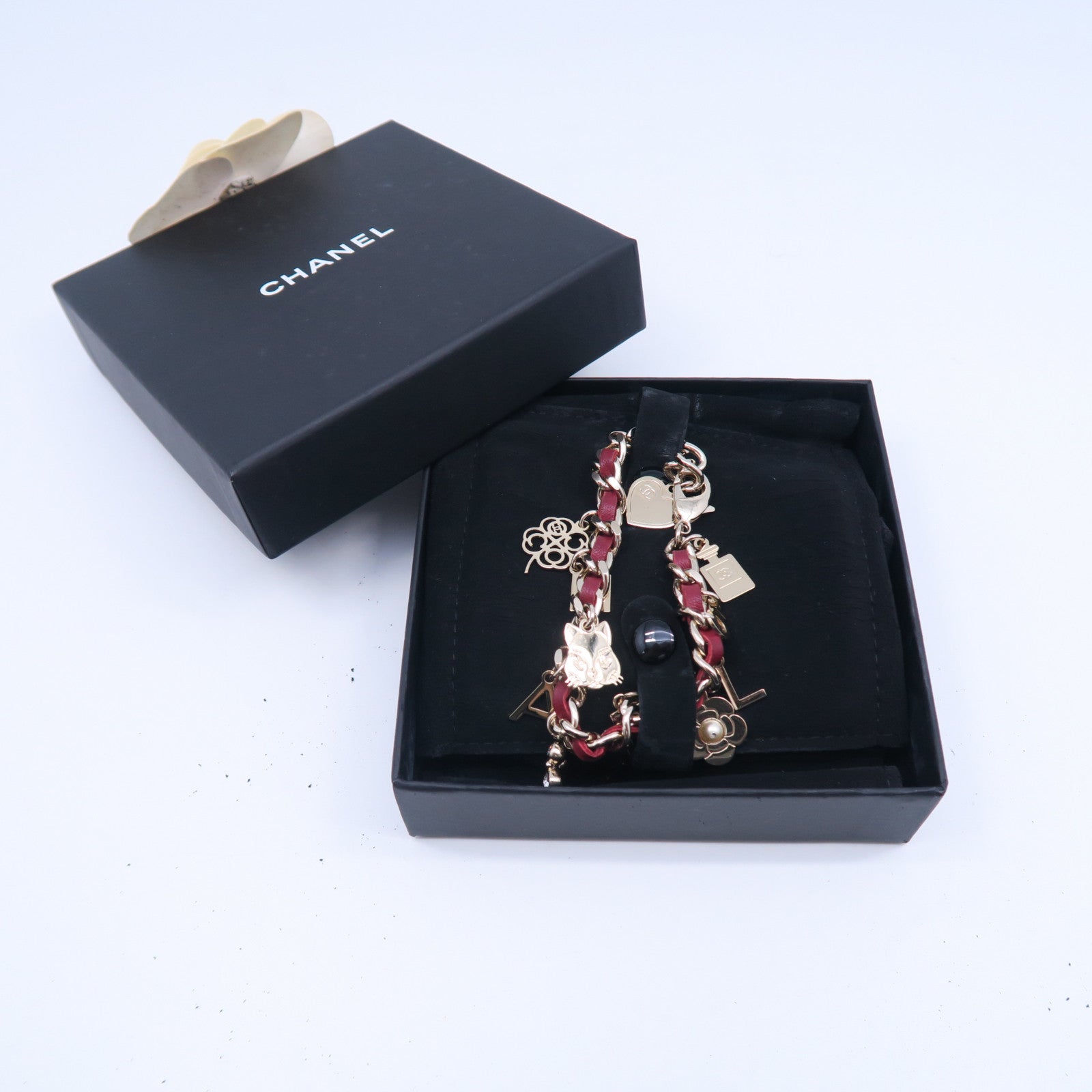CHANEL 金屬Chram Bracelet鏈紅色/金色