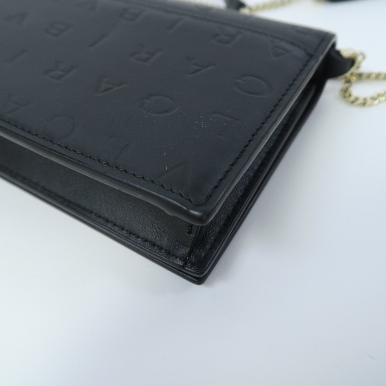 BVLGARI 牛皮皮革Shoulder Bag金扣肩背袋黑色