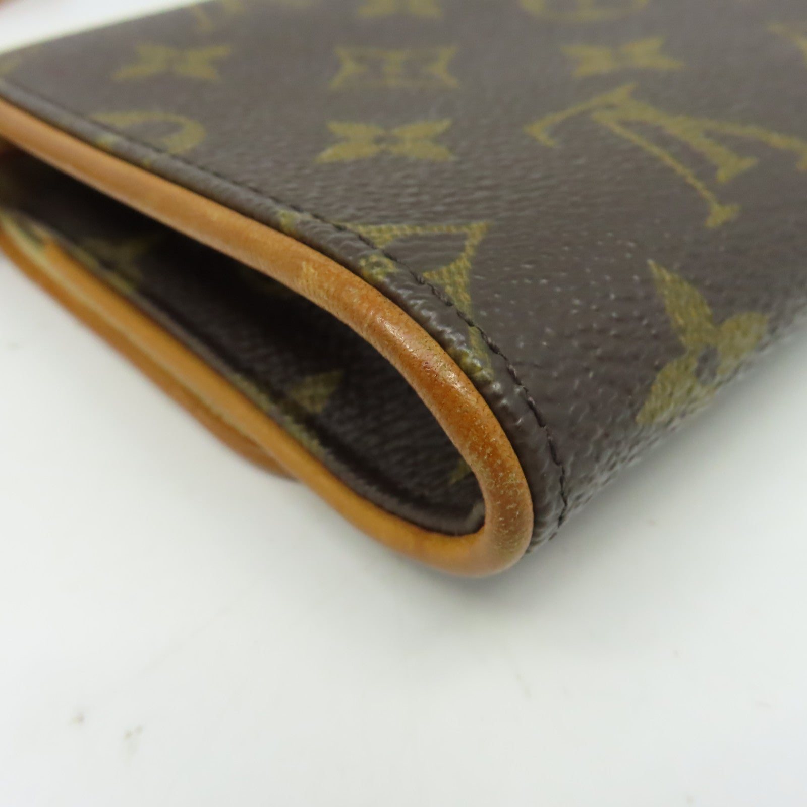 LOUIS VUITTON Monogram Pochette Twin GM金扣肩背袋啡色