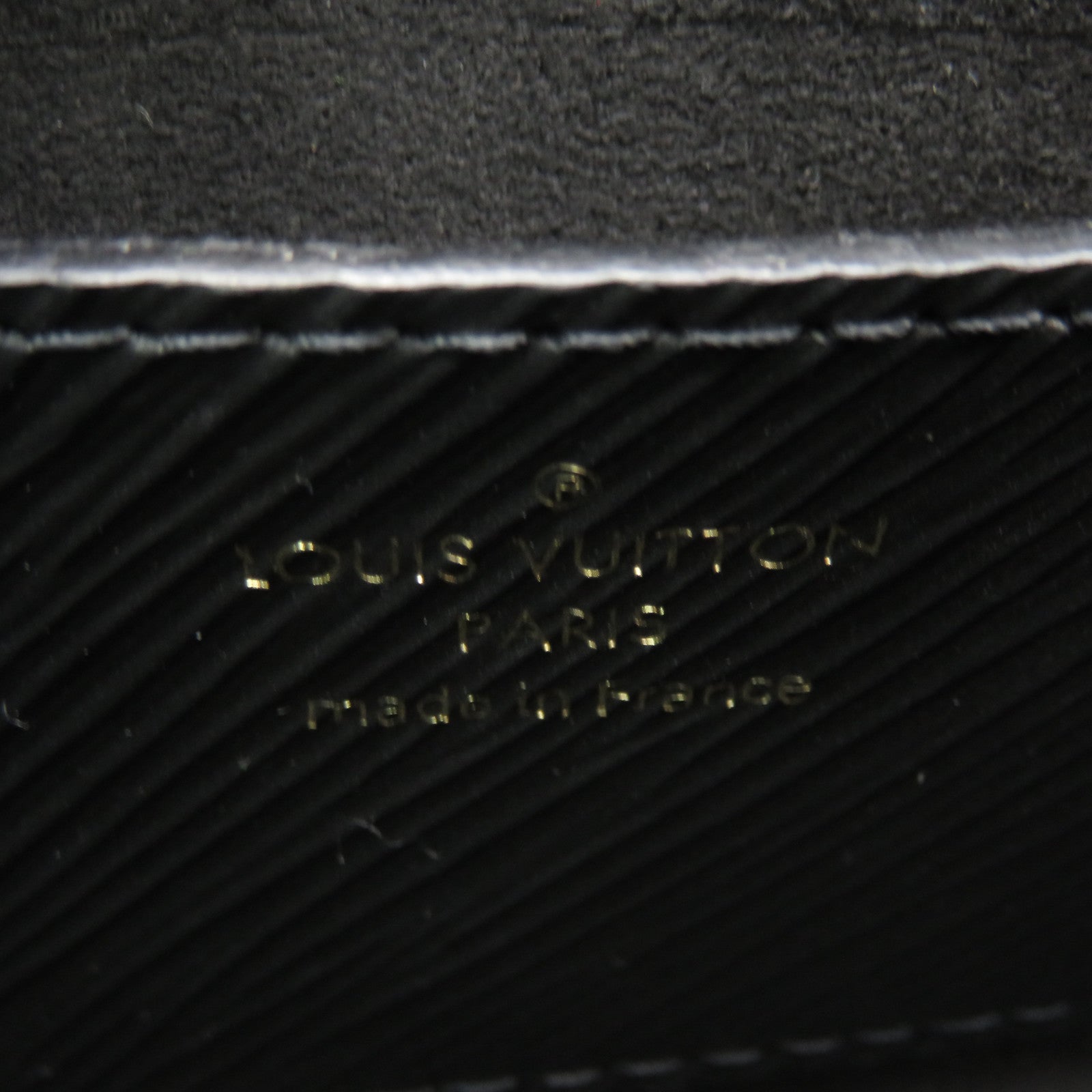 LOUIS VUITTON Epi Twist PM Gold Buckle Shoulder Bag Black