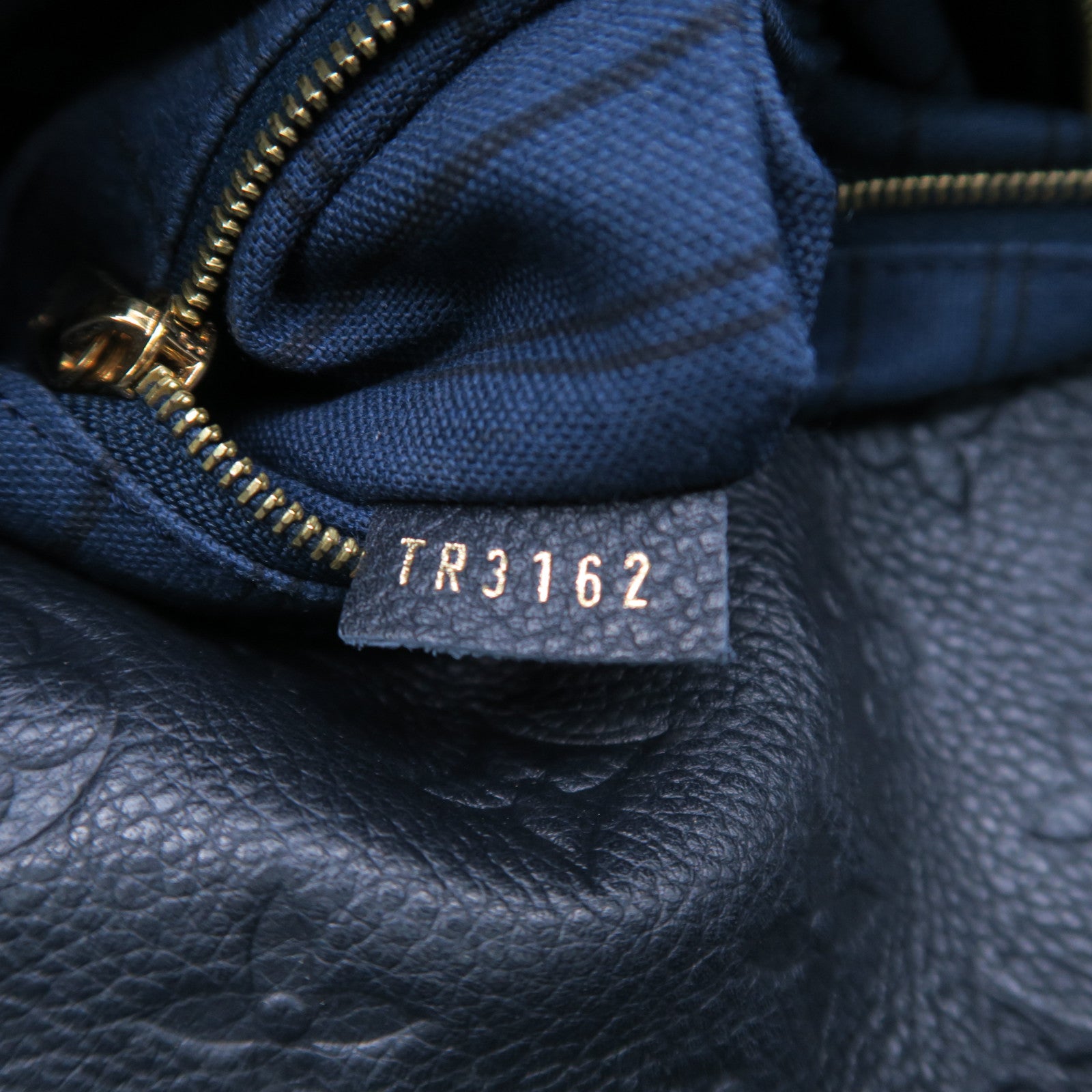LOUIS VUITTON Monogram Empreinte Artsy金扣肩背袋深藍色