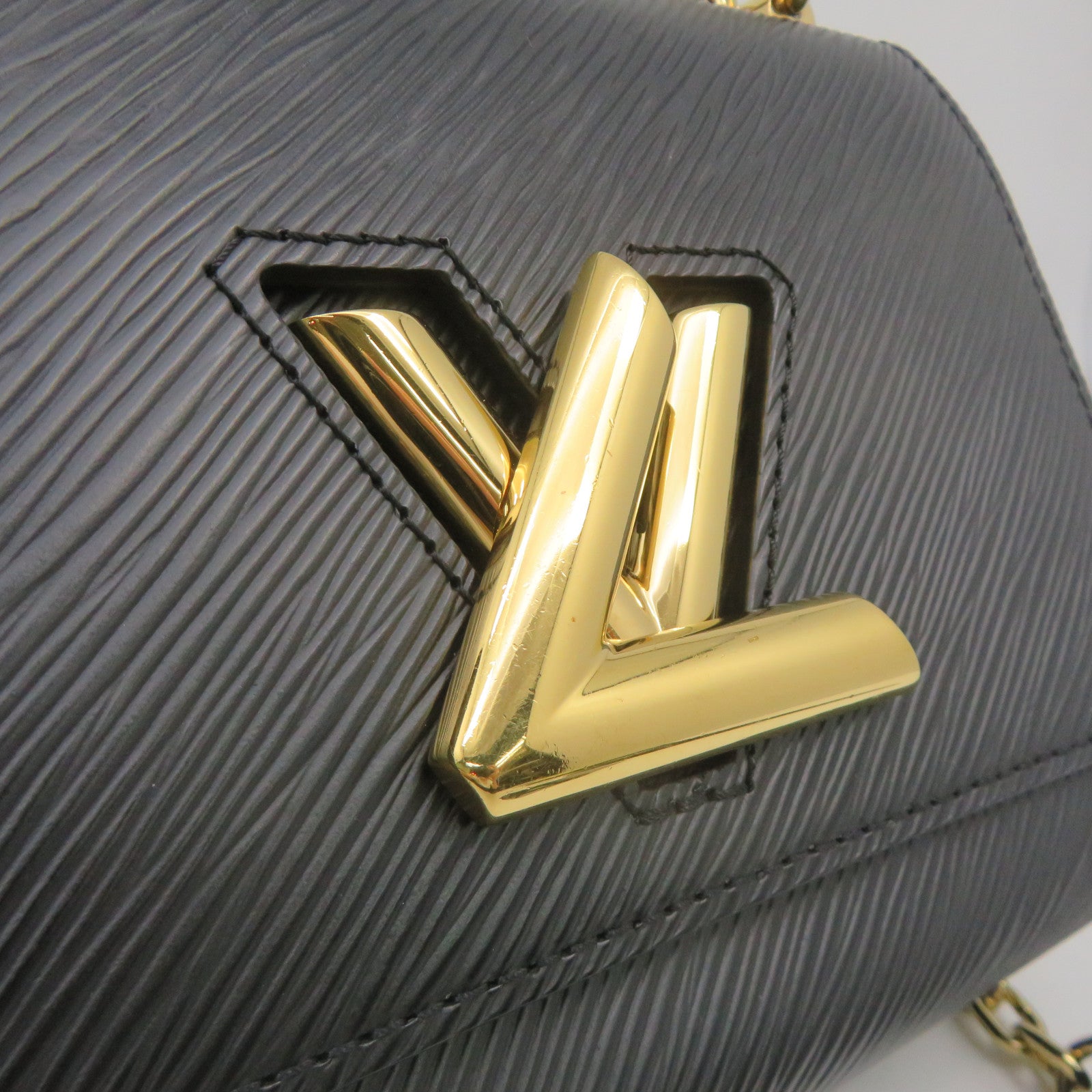 LOUIS VUITTON Epi Twist PM Gold Buckle Shoulder Bag Black