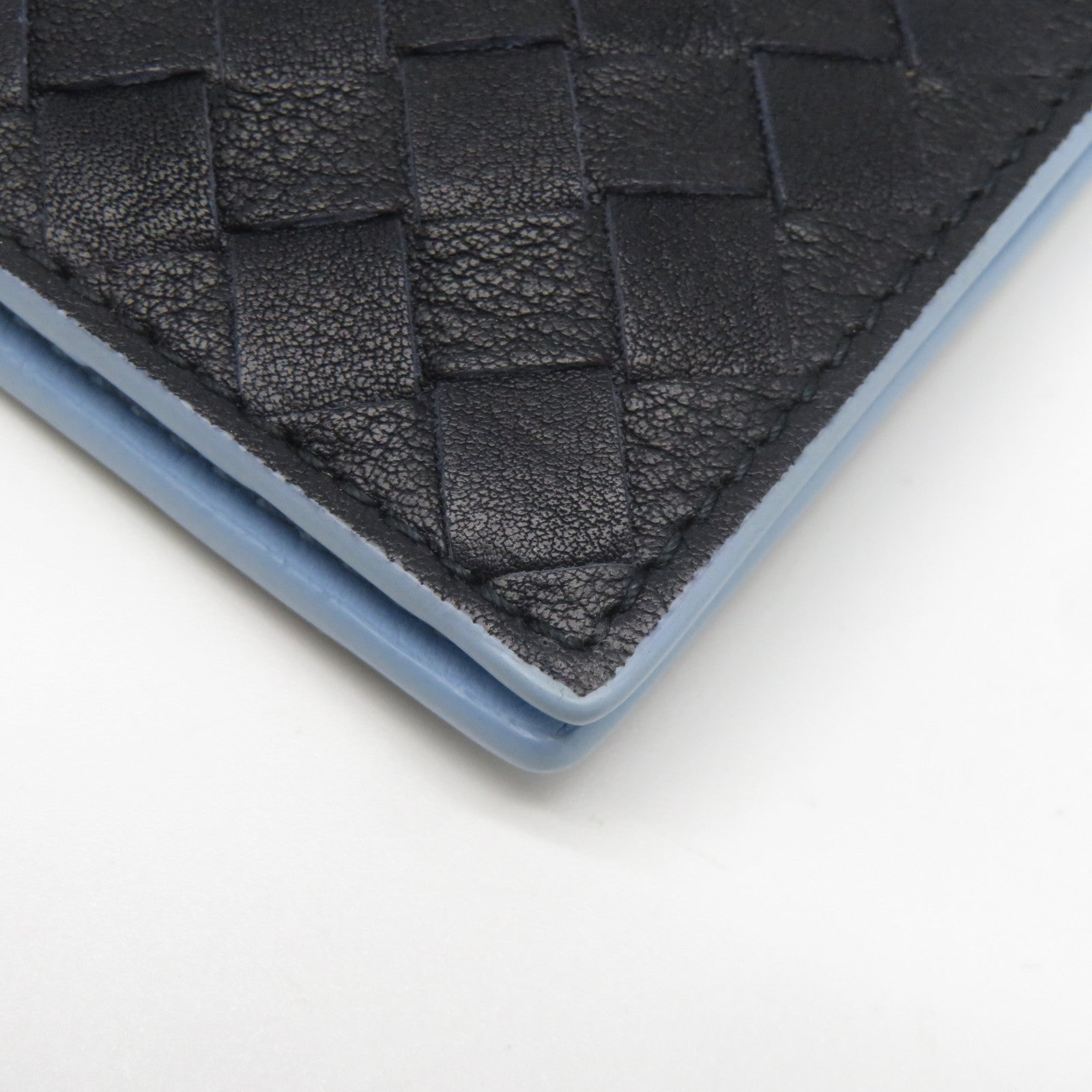 BOTTEGA VENETA 織紋皮革/牛皮皮革Passbook Case護照套黑色/藍色