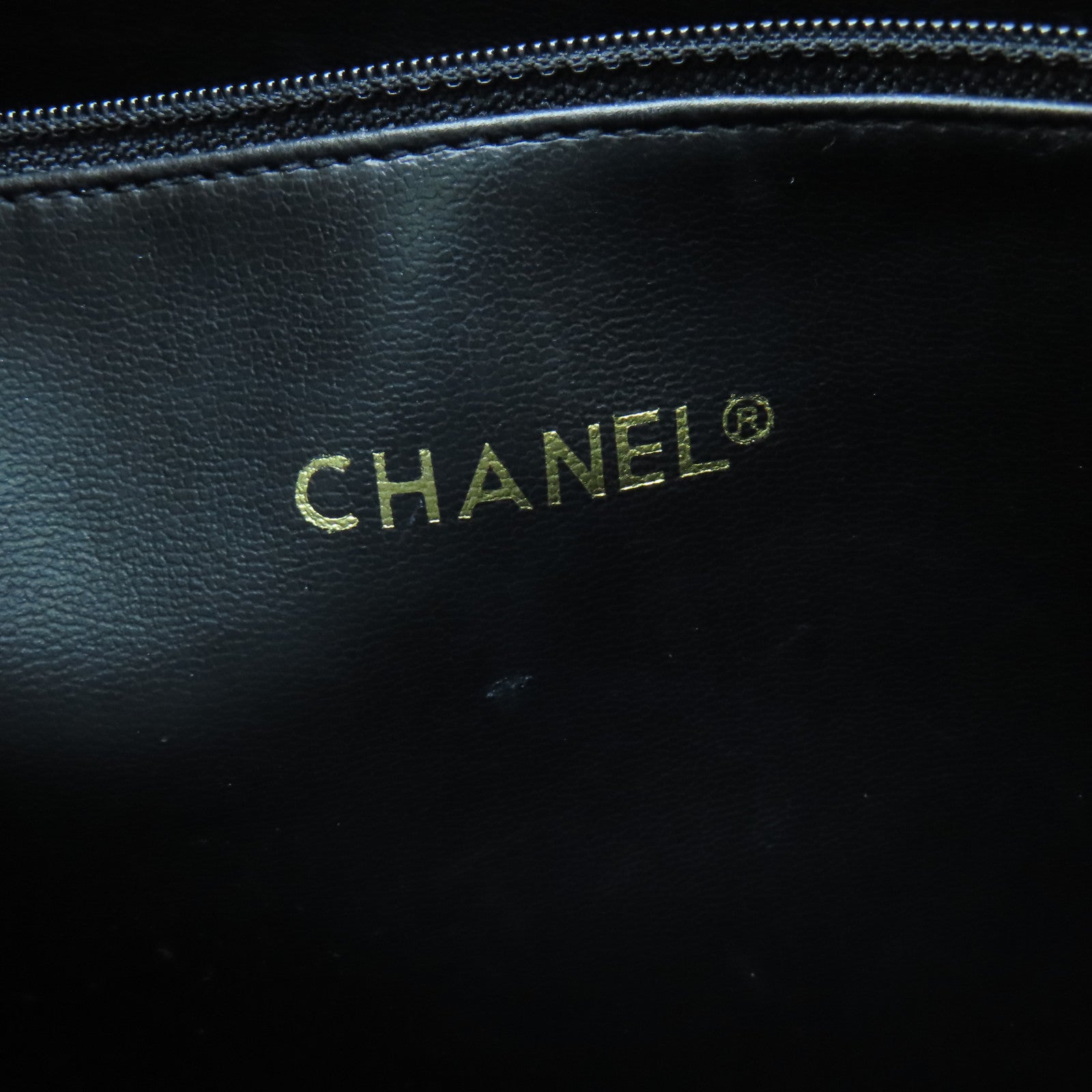 CHANEL 菱格羊皮皮革Chain Shoulder金扣鏈帶肩背袋黑色
