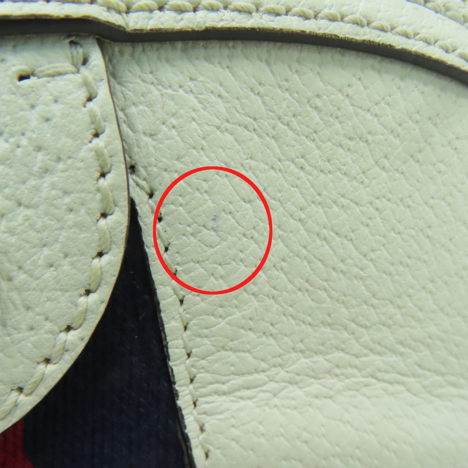 GUCCI 牛皮皮革Ophidia金扣肩背袋白色