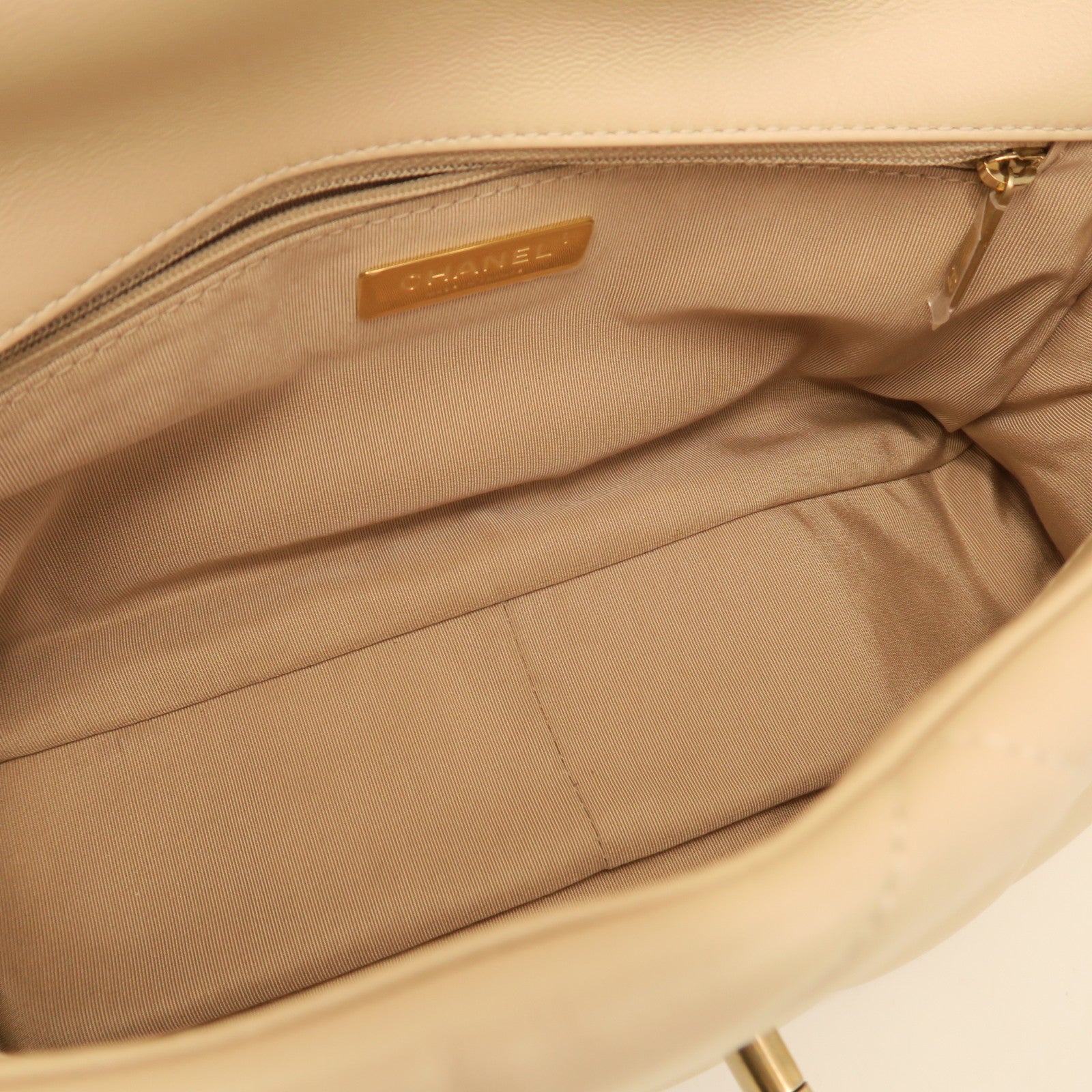 CHANEL rhombic sheepskin leather Chanel 19 Large gold buckle handle shoulder shoulder bag beige