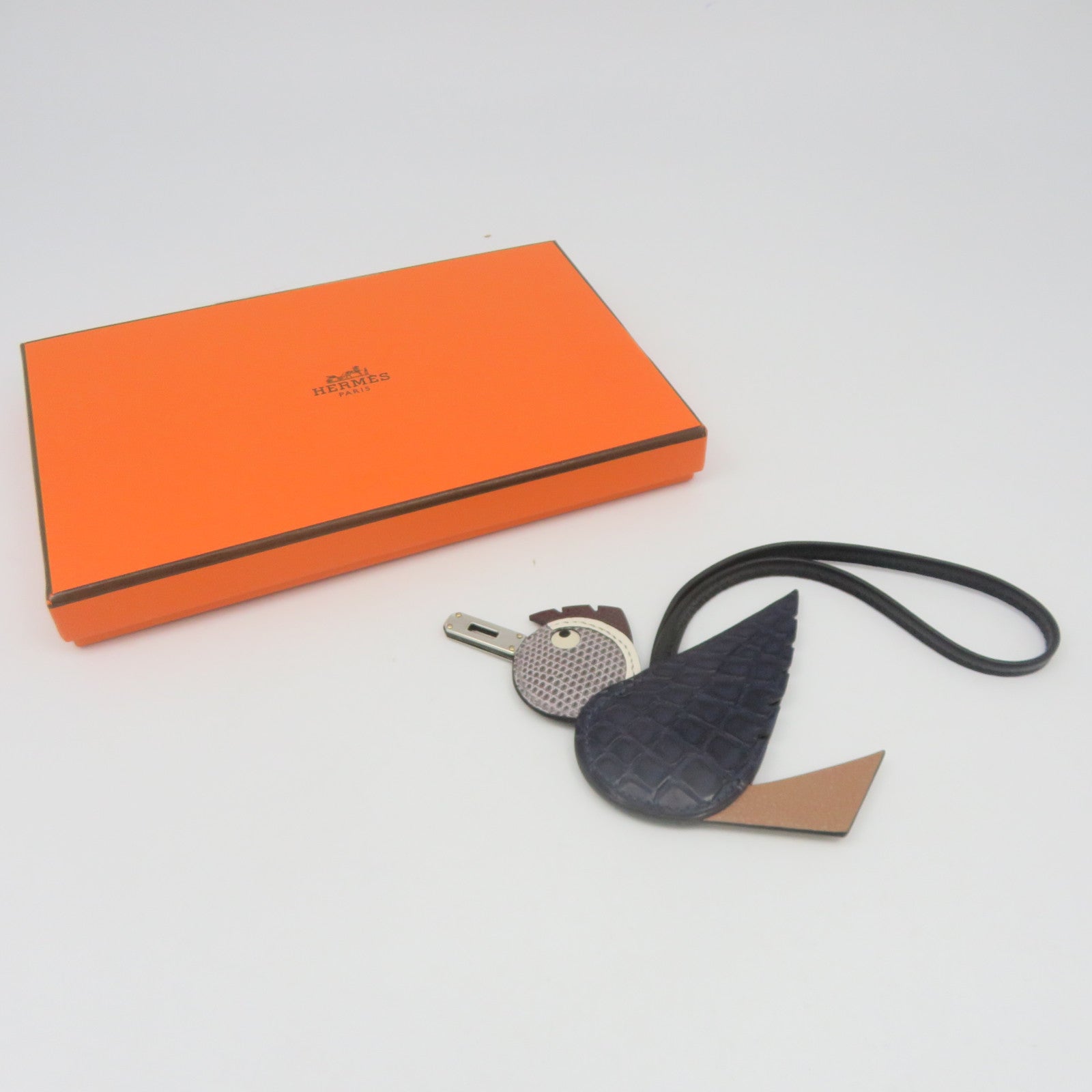 HERMES 鱷魚皮革/蜥蝪皮革Birdy Charm掛飾黑色/啡色