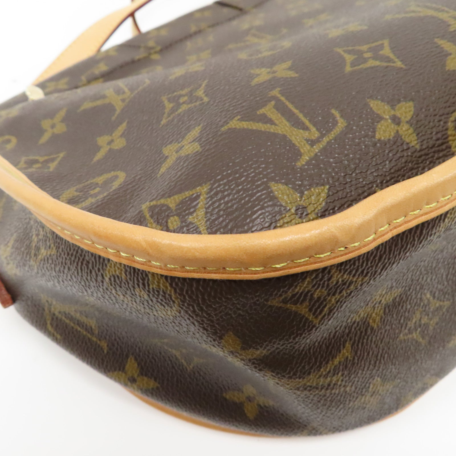LOUIS VUITTON Monogram Menilmontant MM金扣肩背袋啡色