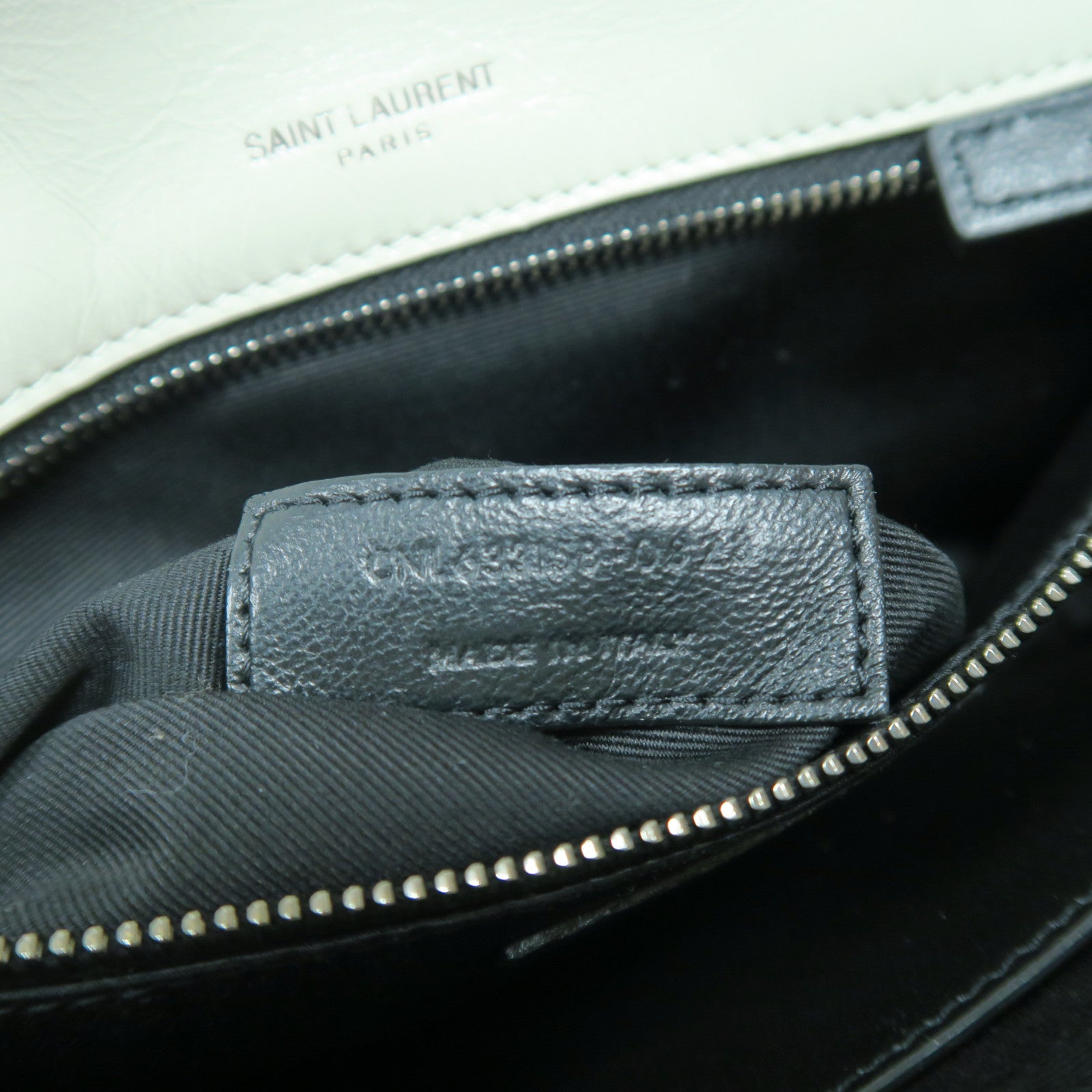 SAINT LAURENT 斜紋牛皮皮革Niki銀扣肩背袋白色
