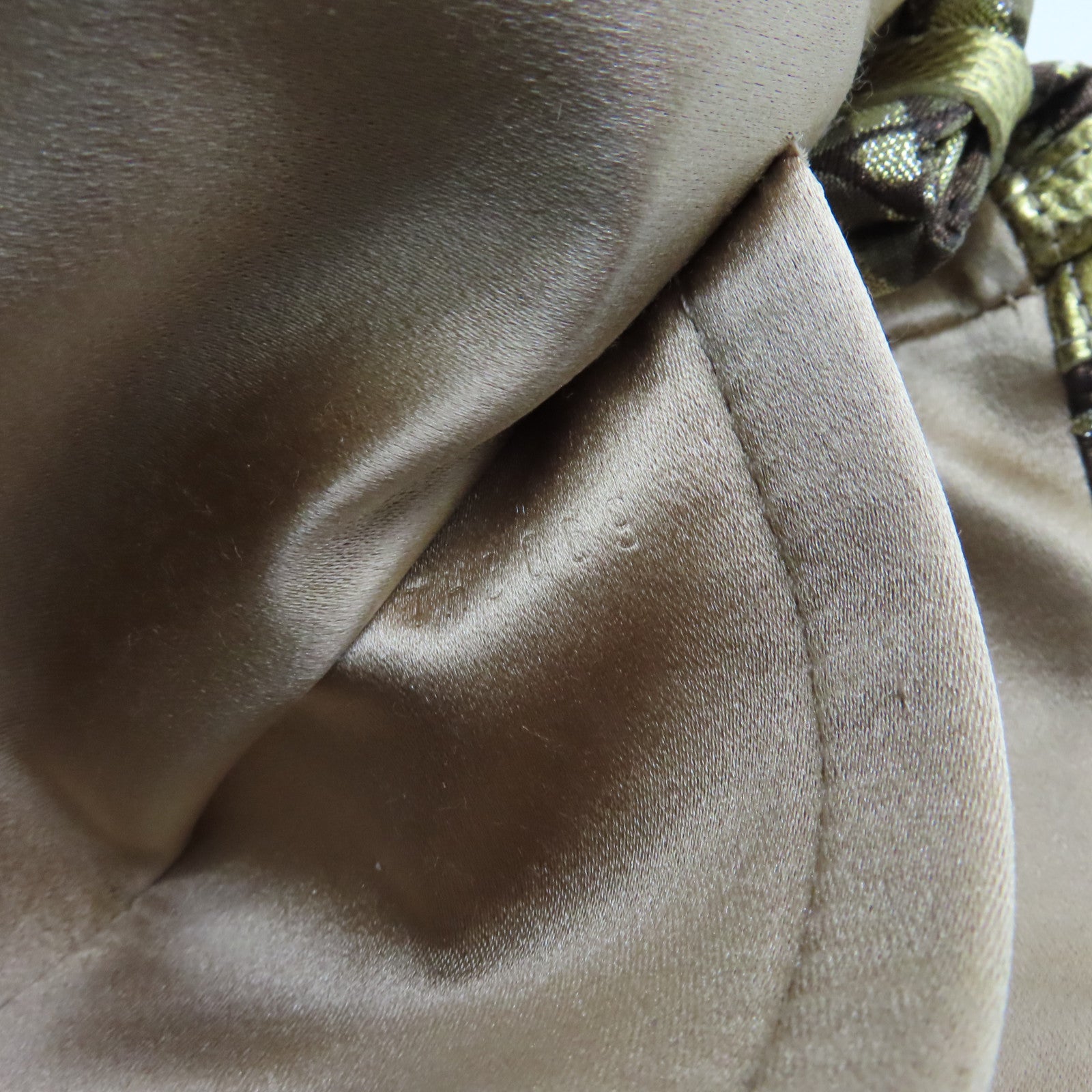 LOUIS VUITTON 絲質/蜥蝪皮革Brocade Thalie Clutch金扣手拿包金色