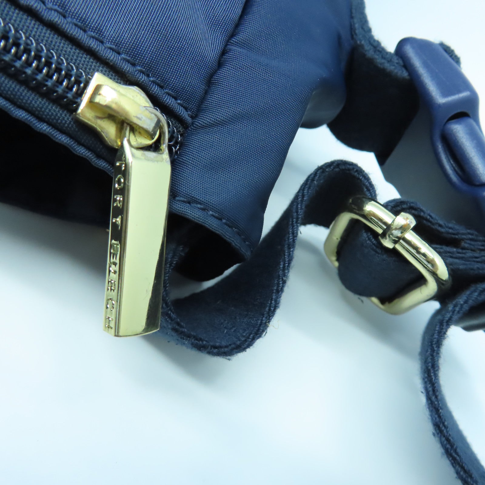 Tory Burch 【激減優惠】尼龍2 Way Shoulder金扣手挽肩背兩用袋藍色