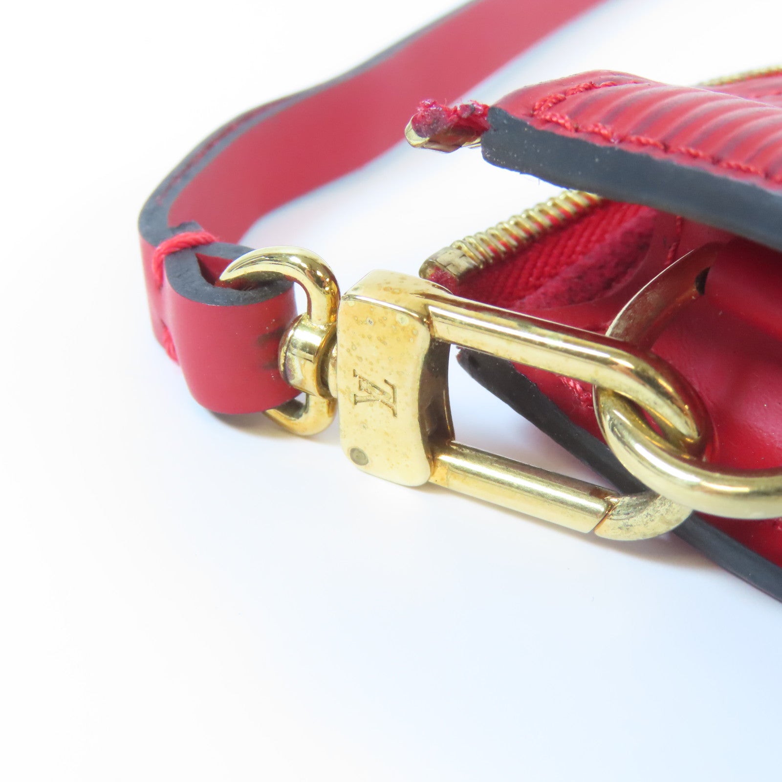 LOUIS VUITTON Epi Pochette Accessories金扣手挽袋紅色