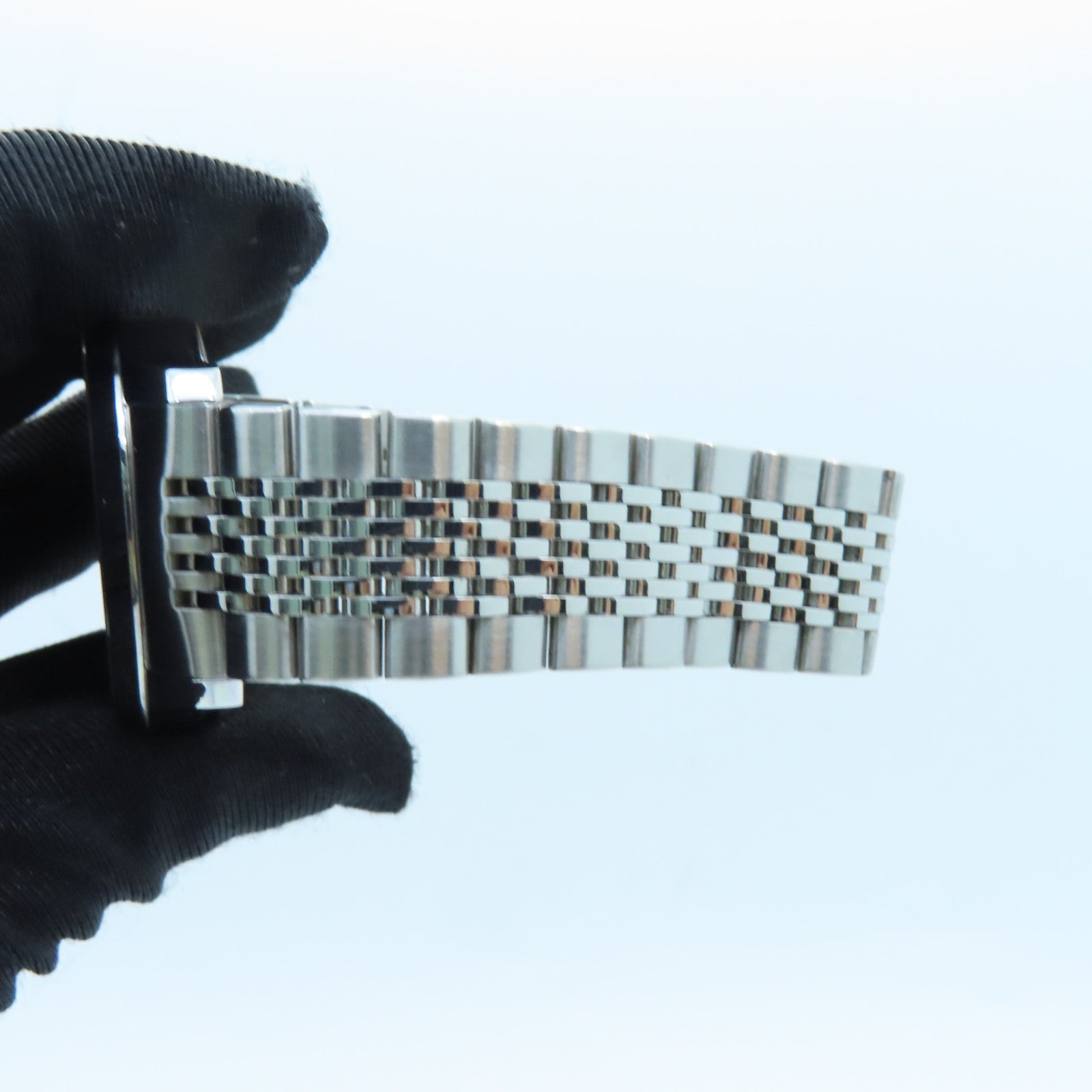 GUCCI Gucci G-Timeless Stainless Steel Watch Automatic Movement Silver