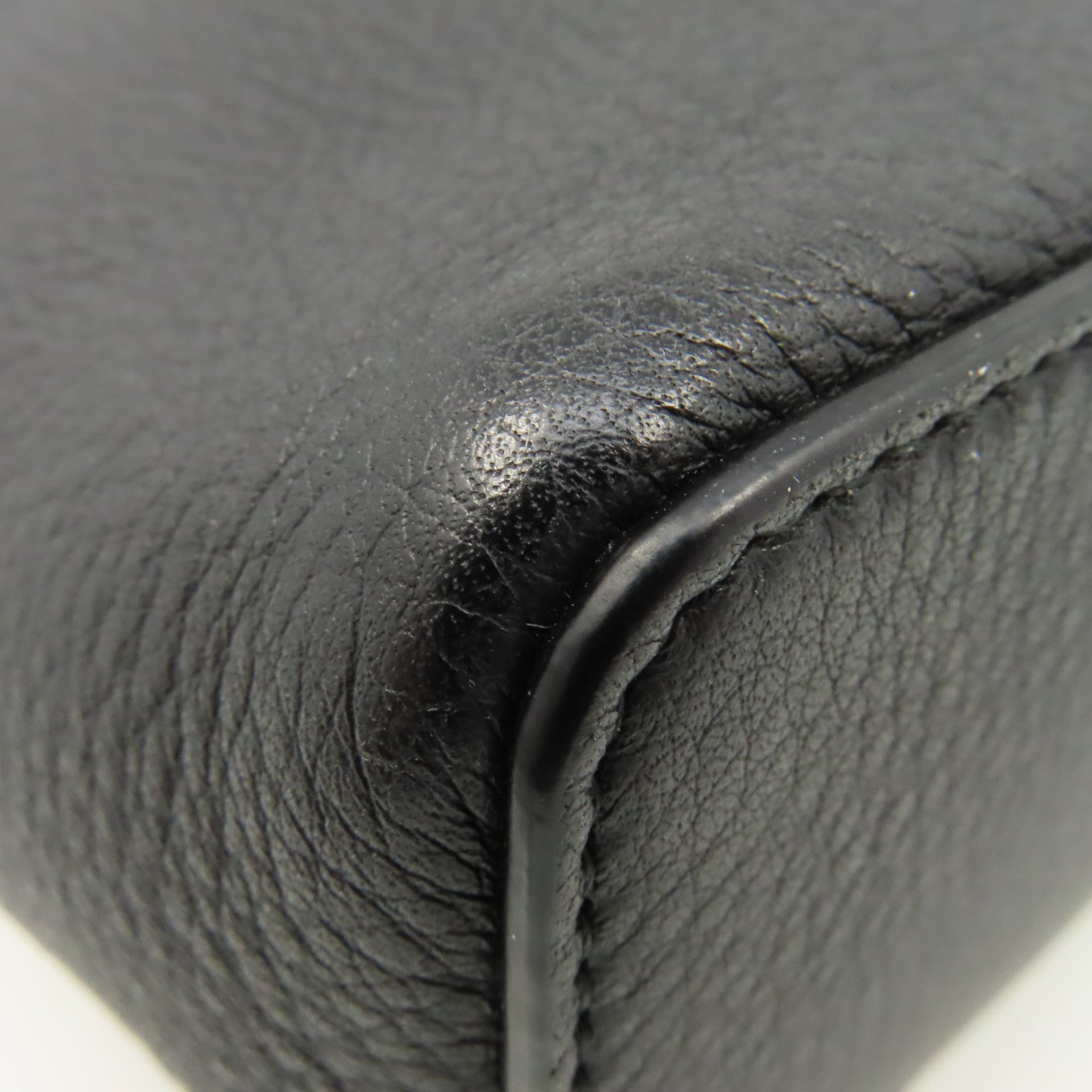 Loro Piana 牛皮皮革Backpack金扣背包黑色