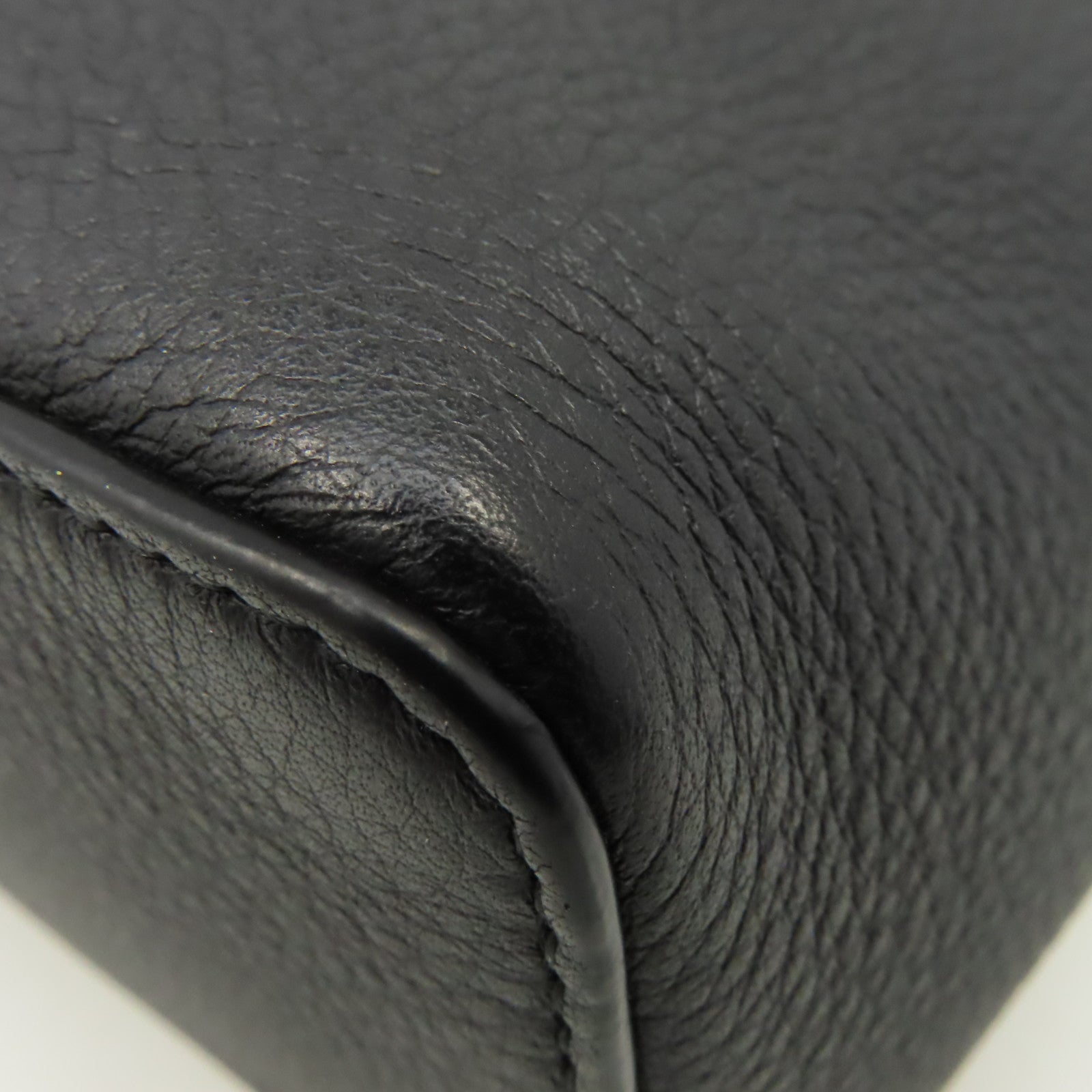 Loro Piana 牛皮皮革Backpack金扣背包黑色