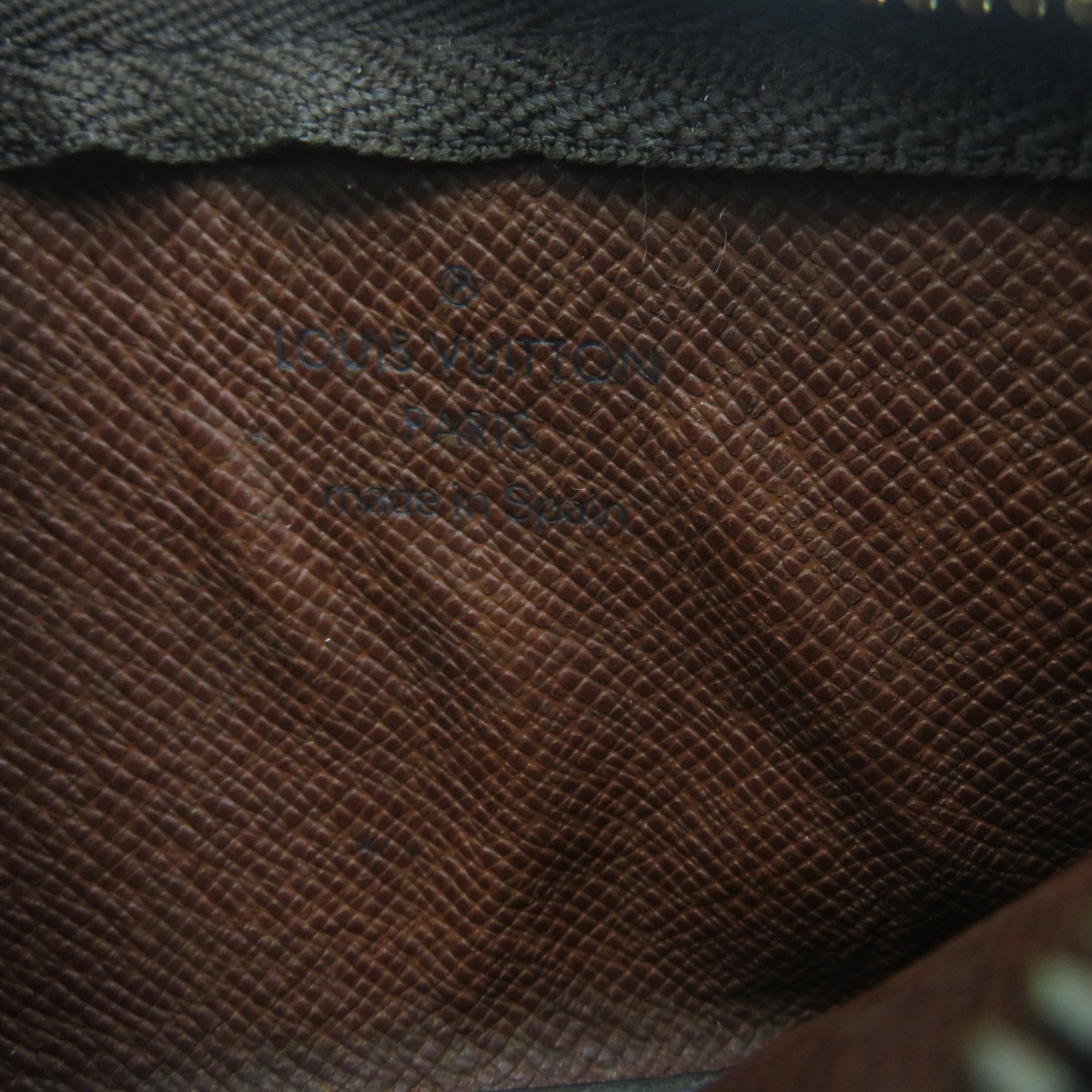 LOUIS VUITTON Monogram Key Pouch金扣鎖匙包啡色