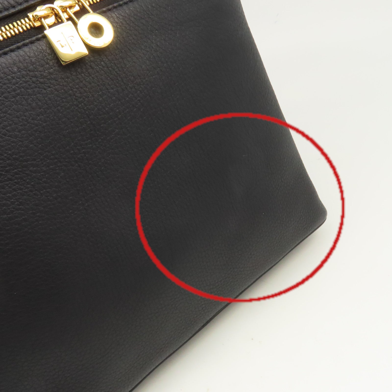 Loro Piana 牛皮皮革Backpack金扣背包黑色