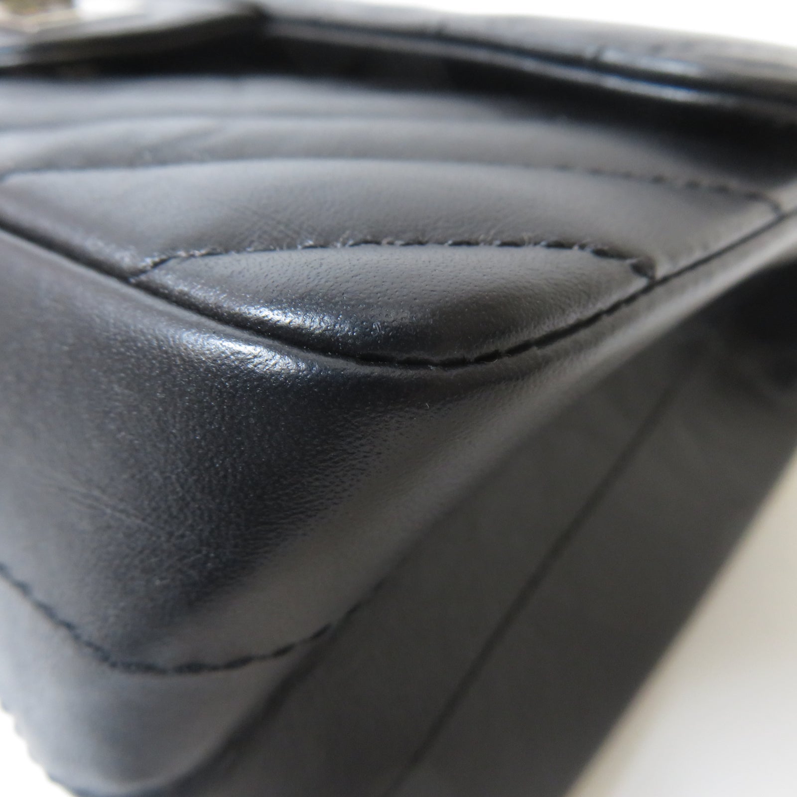 CHANEL 斜紋牛皮皮革2.55 Mini銀扣鏈帶肩背袋黑色