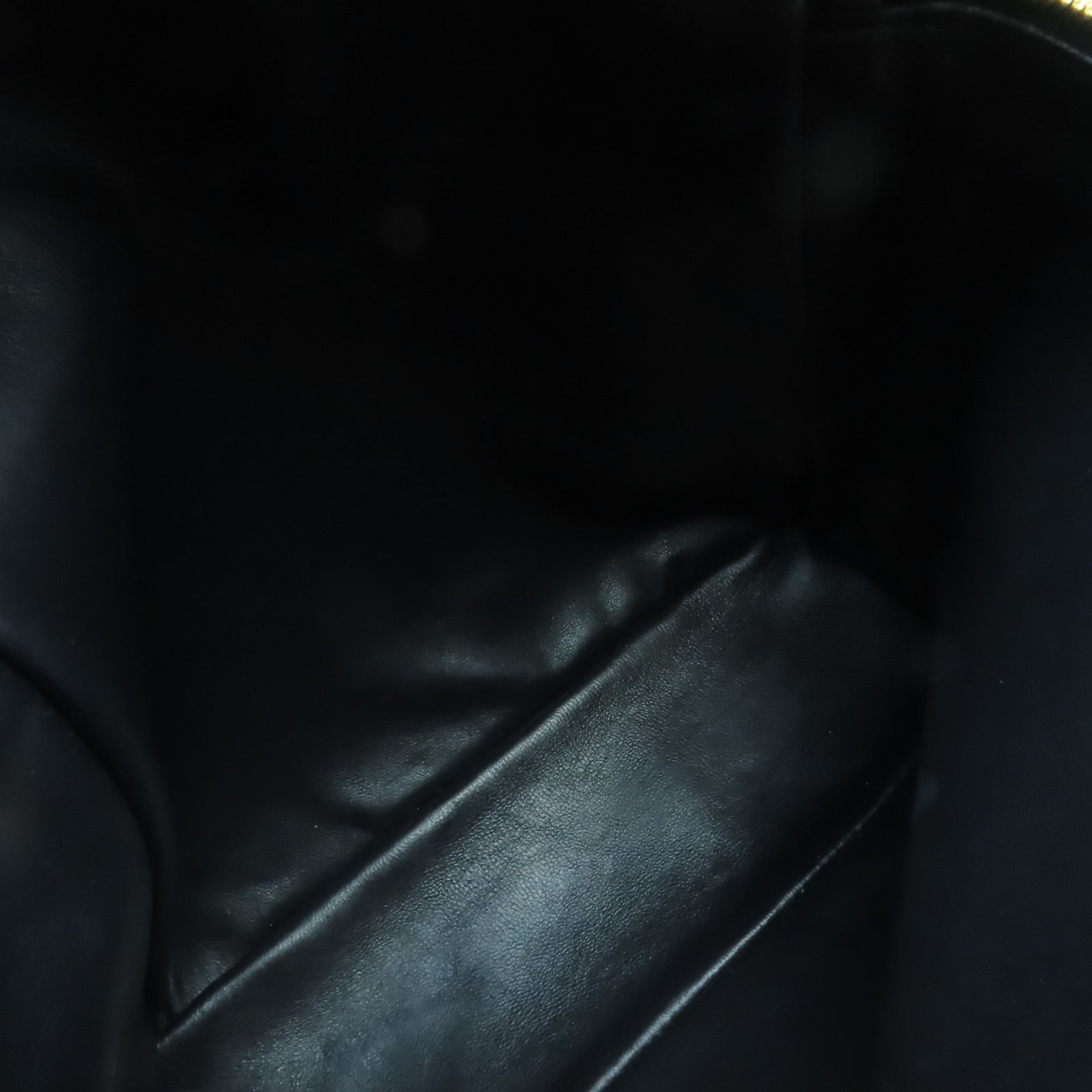 Loro Piana 牛皮皮革Backpack金扣背包黑色